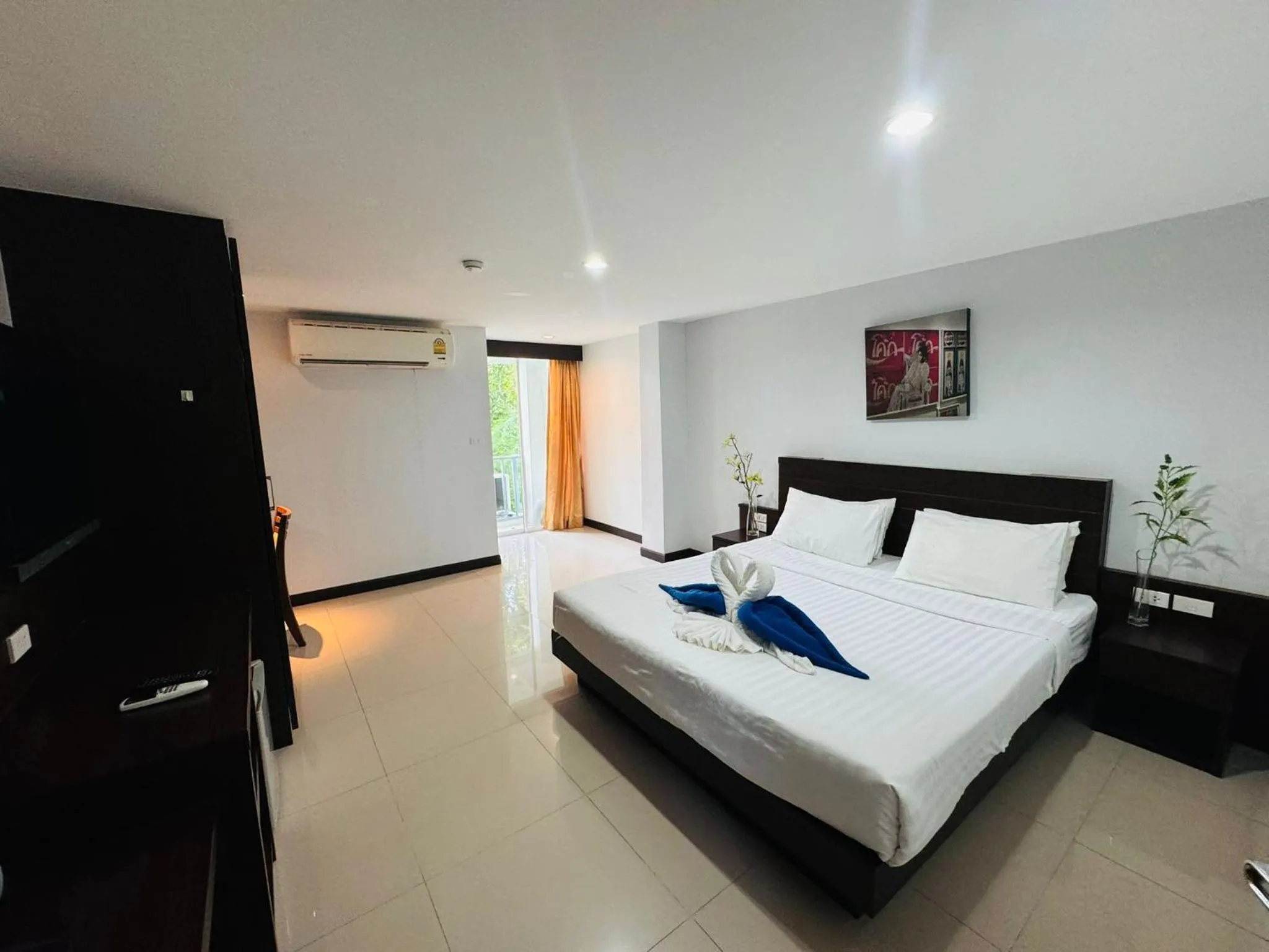 Bed in La Casa Patong