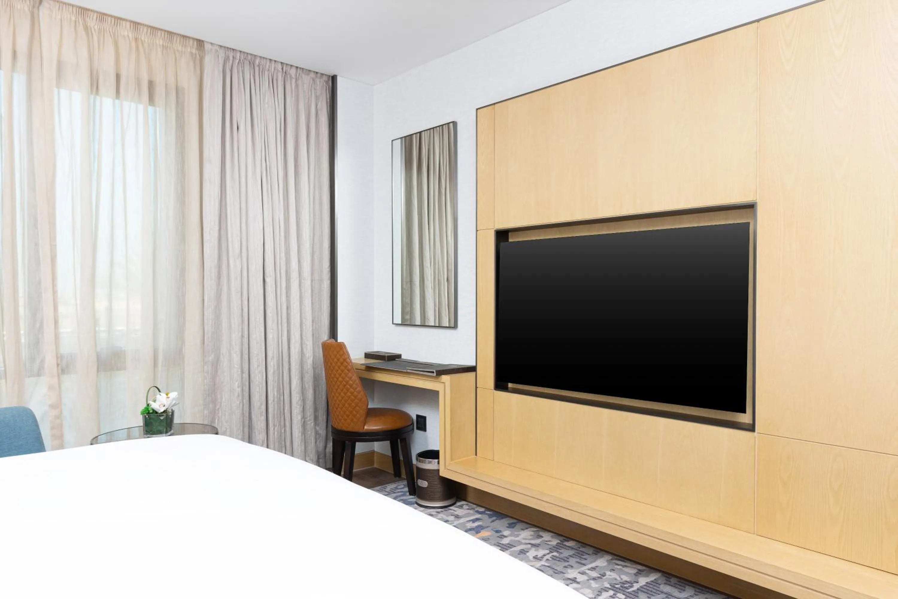 TV and multimedia, Bed in Braira Al Rass