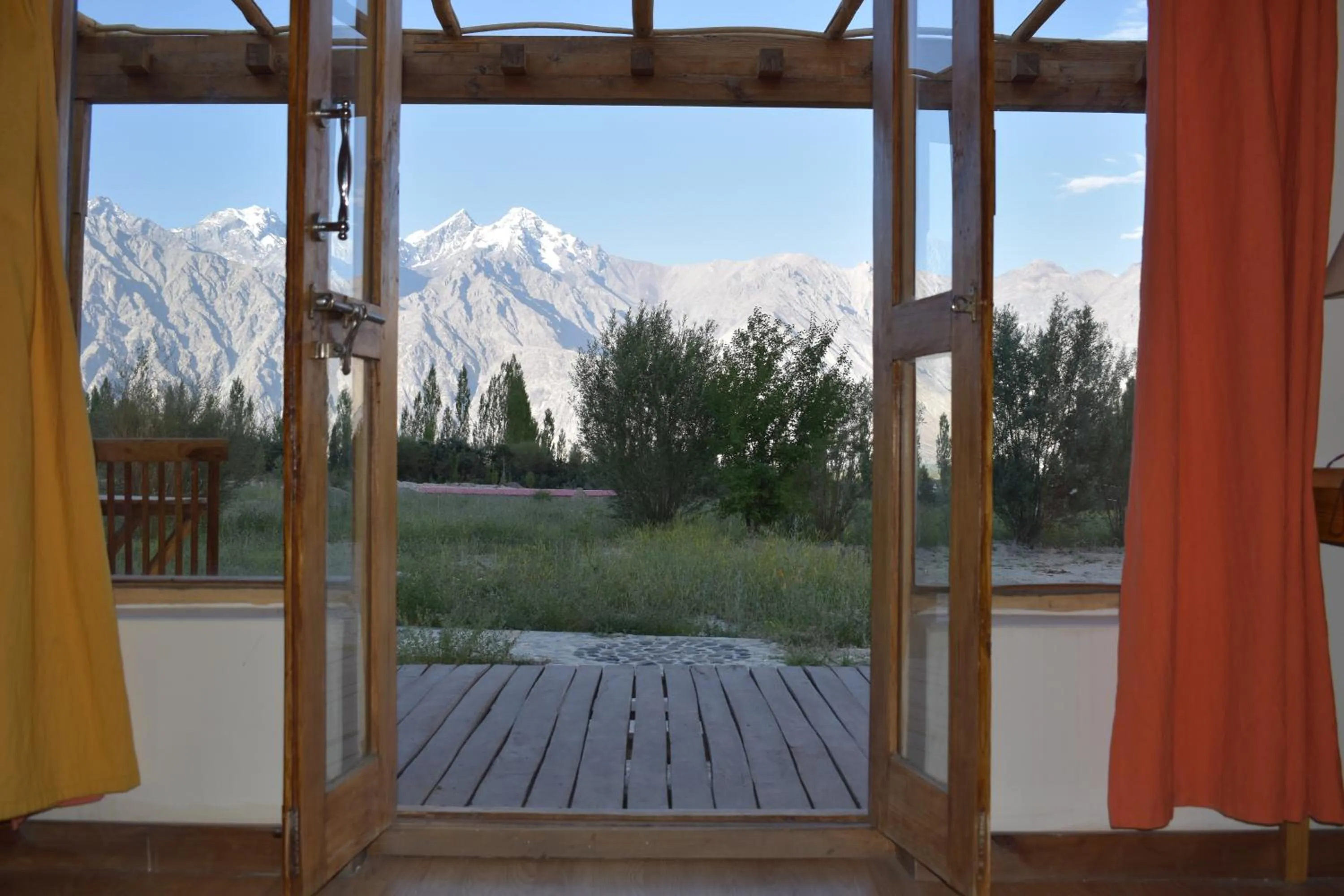 Balcony/Terrace in Nubra Ecolodge