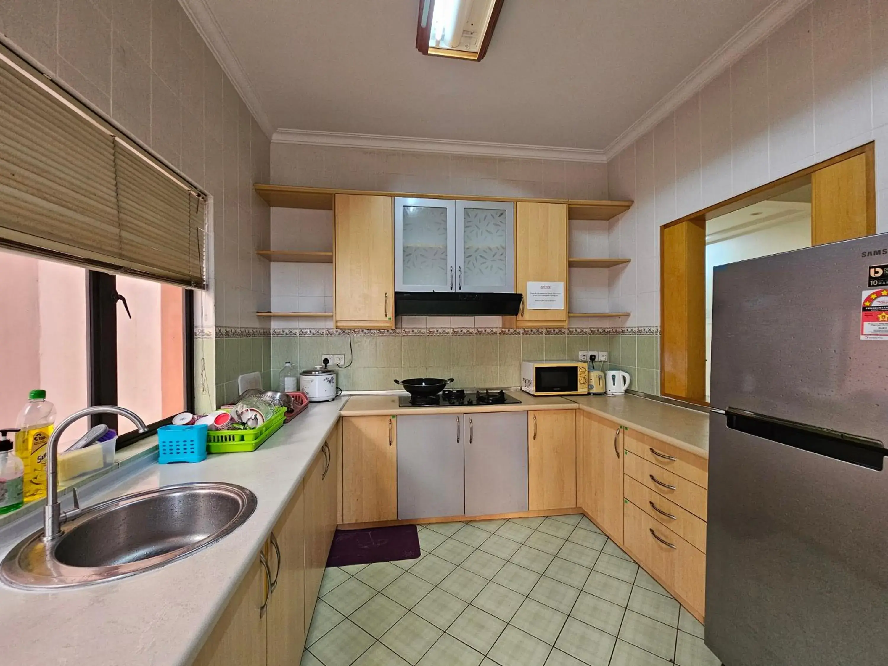 Three-Bedroom Apartment in HBKK-Marina Court Three-Bedroom Apartment in HBKK-Marina Court