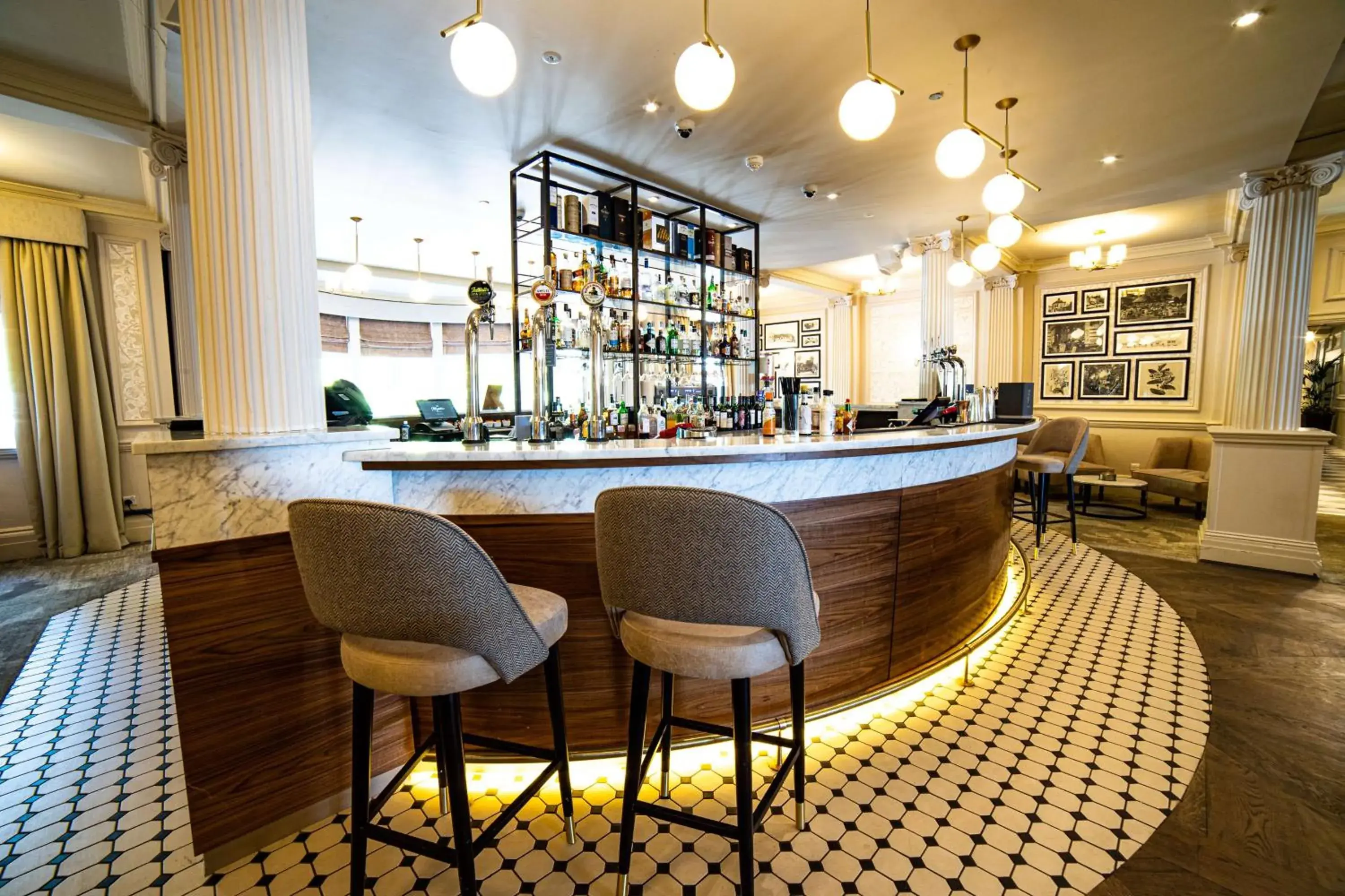 Lounge or bar in DoubleTree by Hilton Harrogate Majestic Hotel & Spa Lounge or bar in DoubleTree by Hilton Harrogate Majestic Hotel & Spa