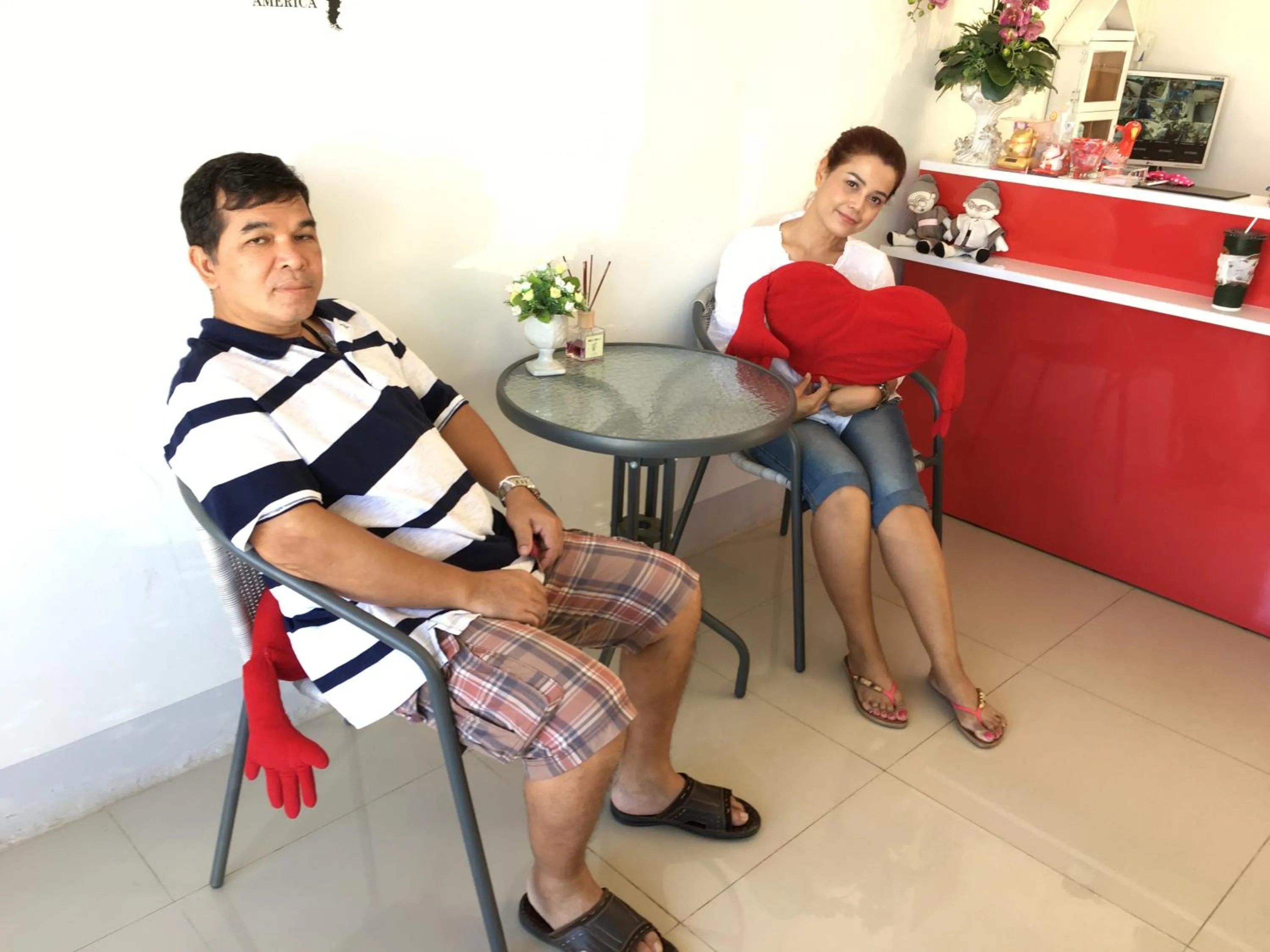 Staff in Honghub Sakon Hotel