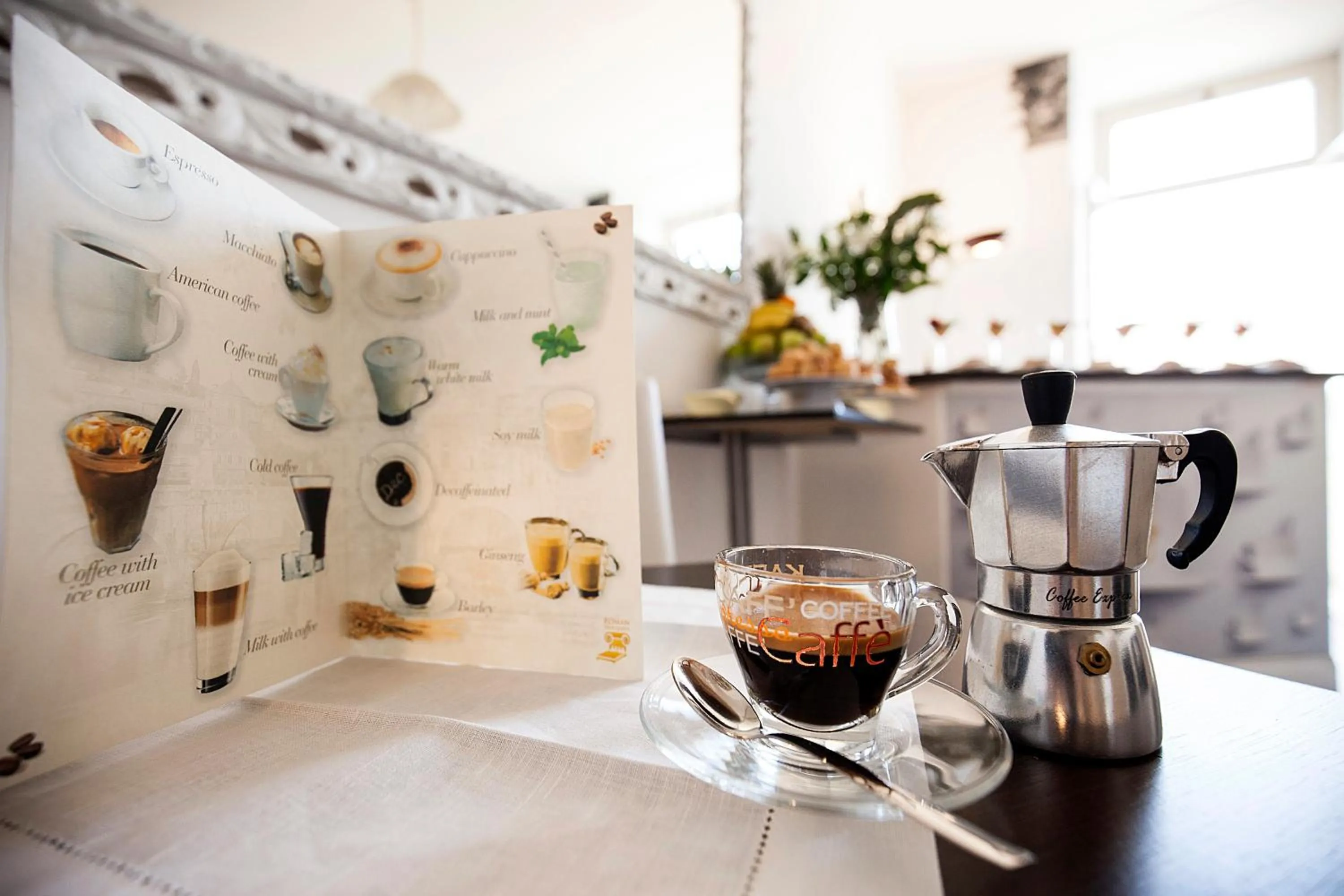 Coffee/tea facilities in Roman Holidays cuore dell'Impero