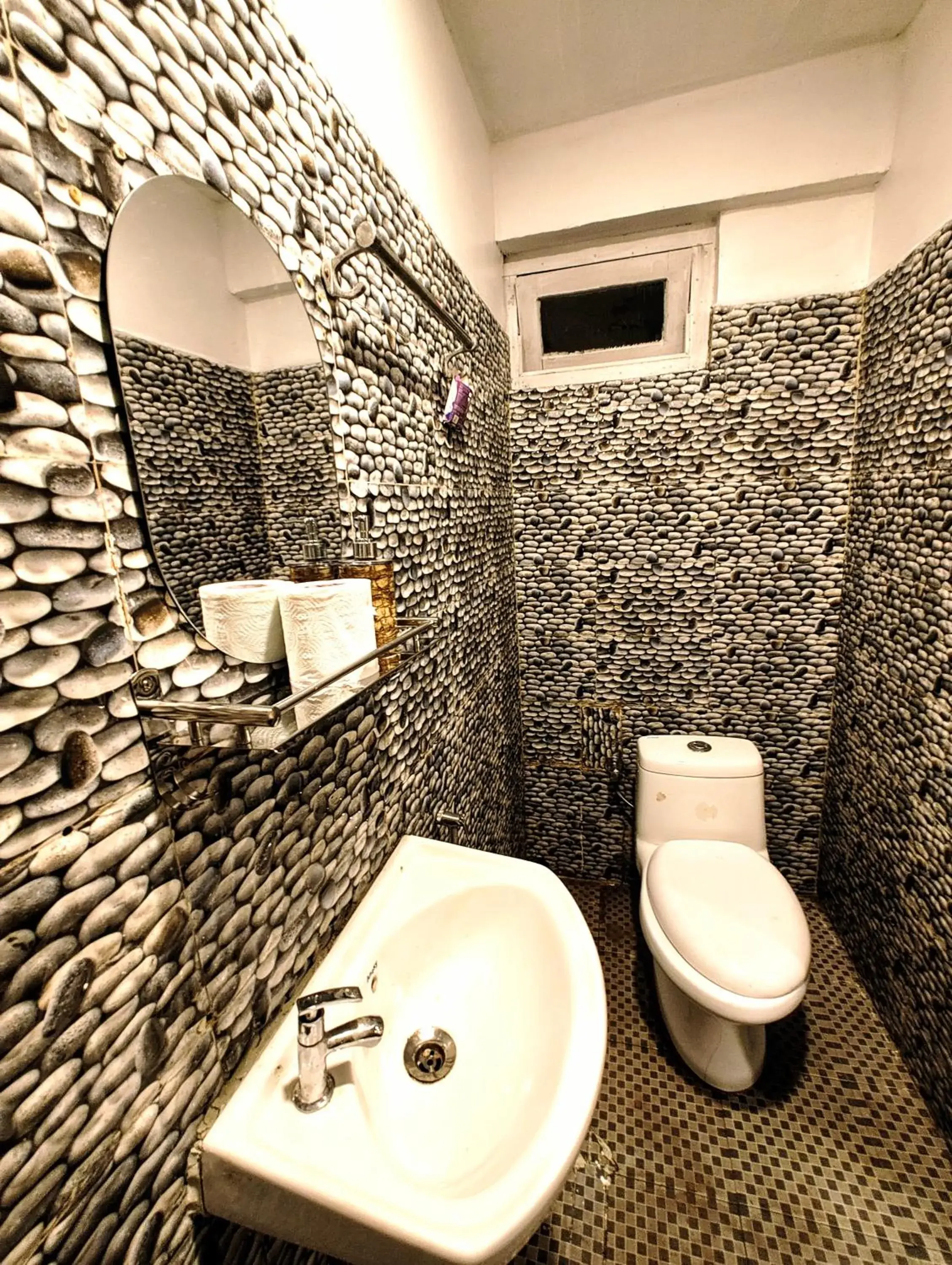 Bathroom in Hidden Monkey Stays Darjeeling, Batasia Bathroom in Hidden Monkey Stays Darjeeling, Batasia