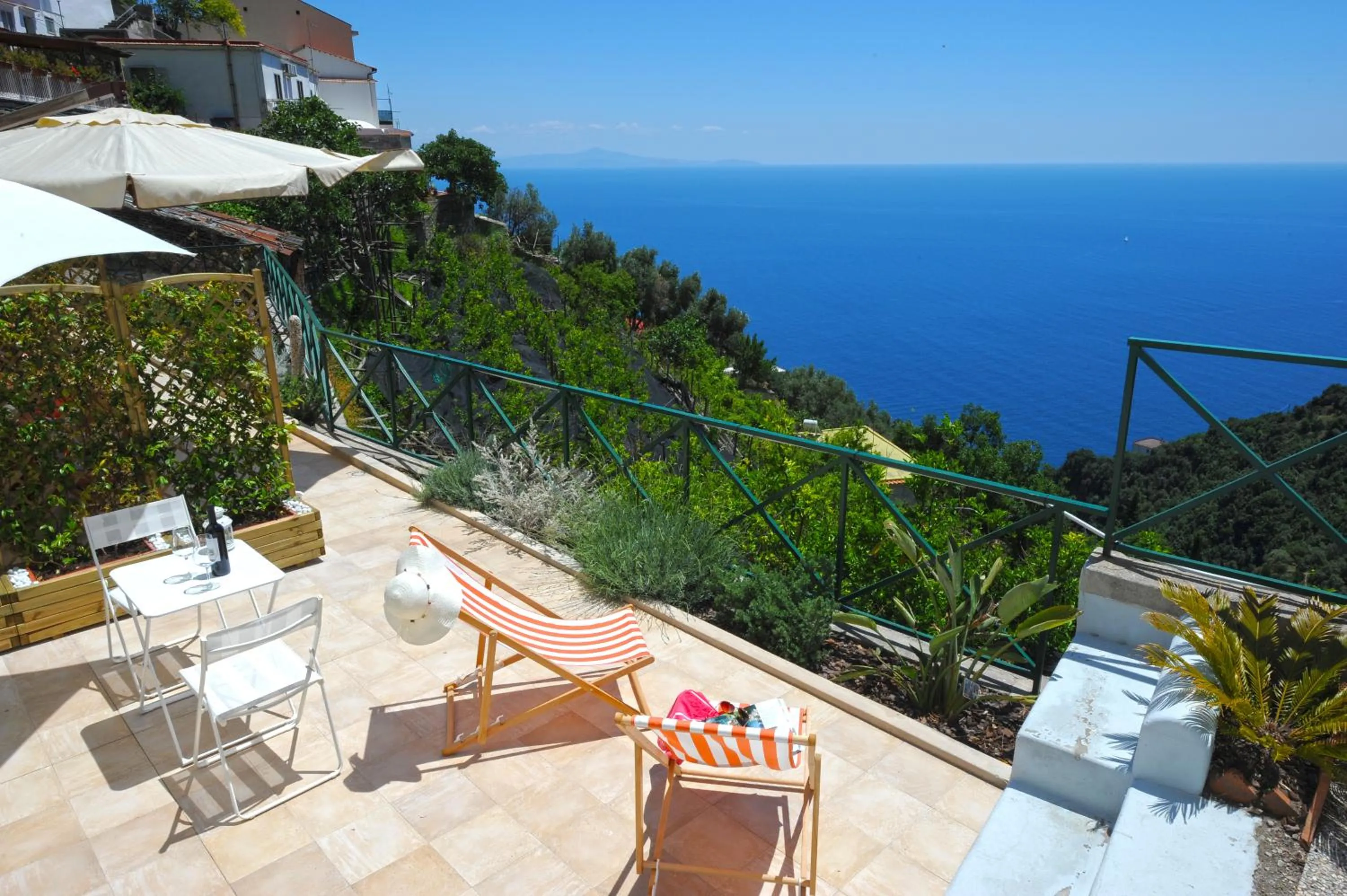 Patio in Villa Knight