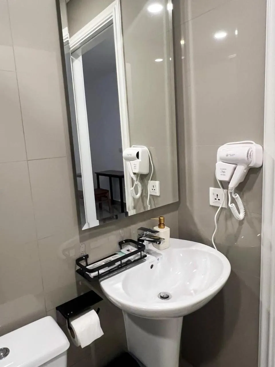 Toilet in 22 Homestay-near AEON Mall 3 & Techo International Aiport