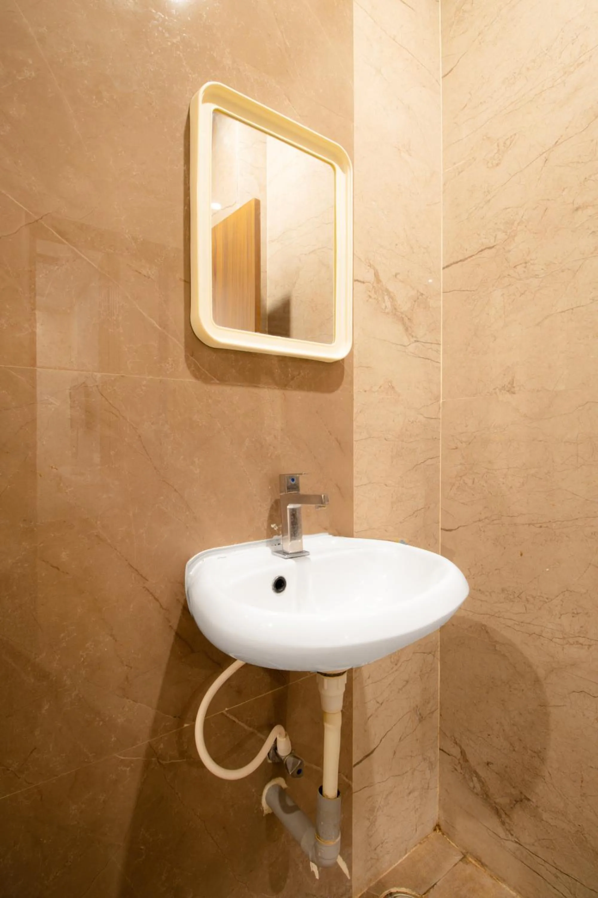 beestay Hotels MVP Colony