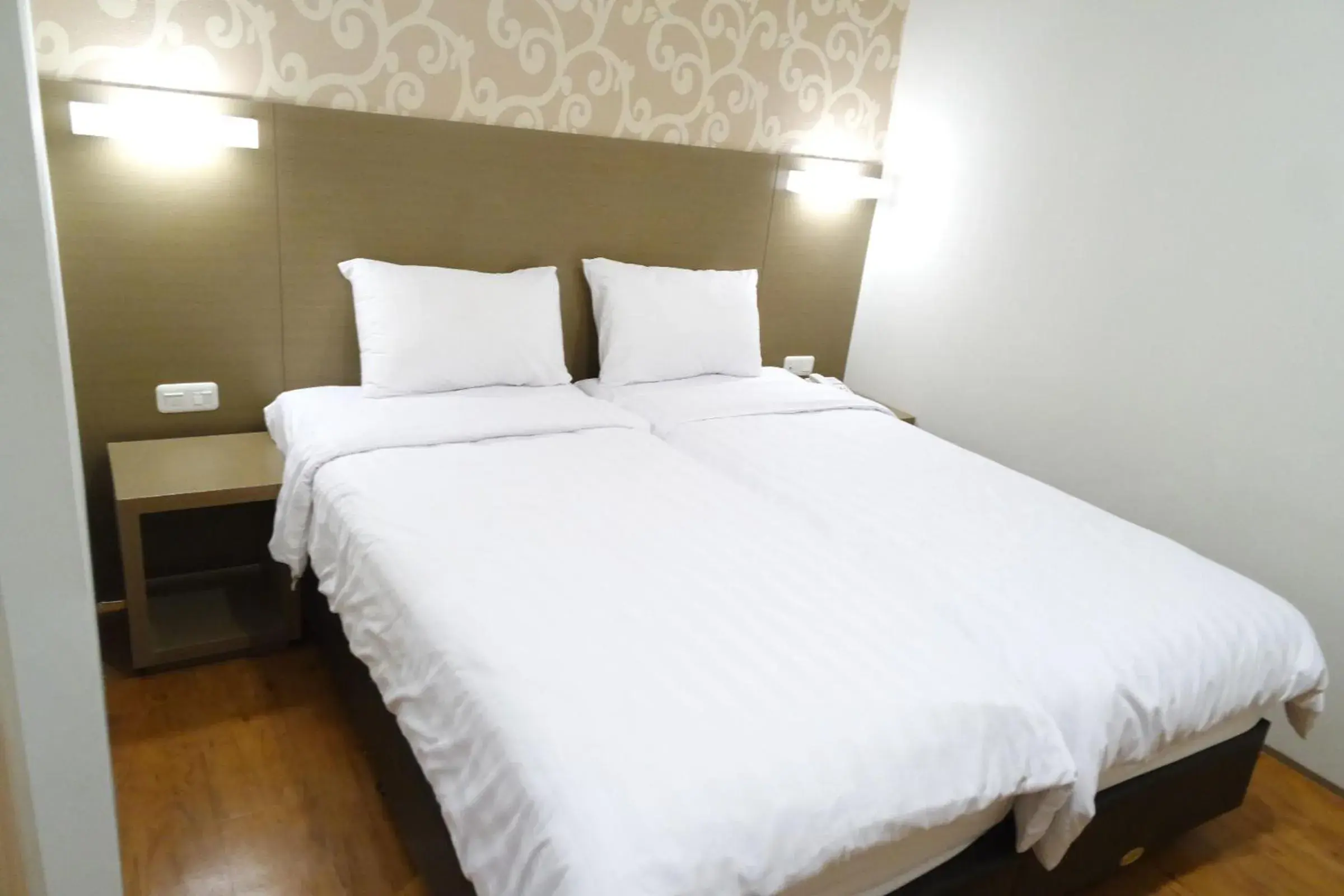 Bedroom, Bed in Yokotel Hotel Bedroom, Bed in Yokotel Hotel