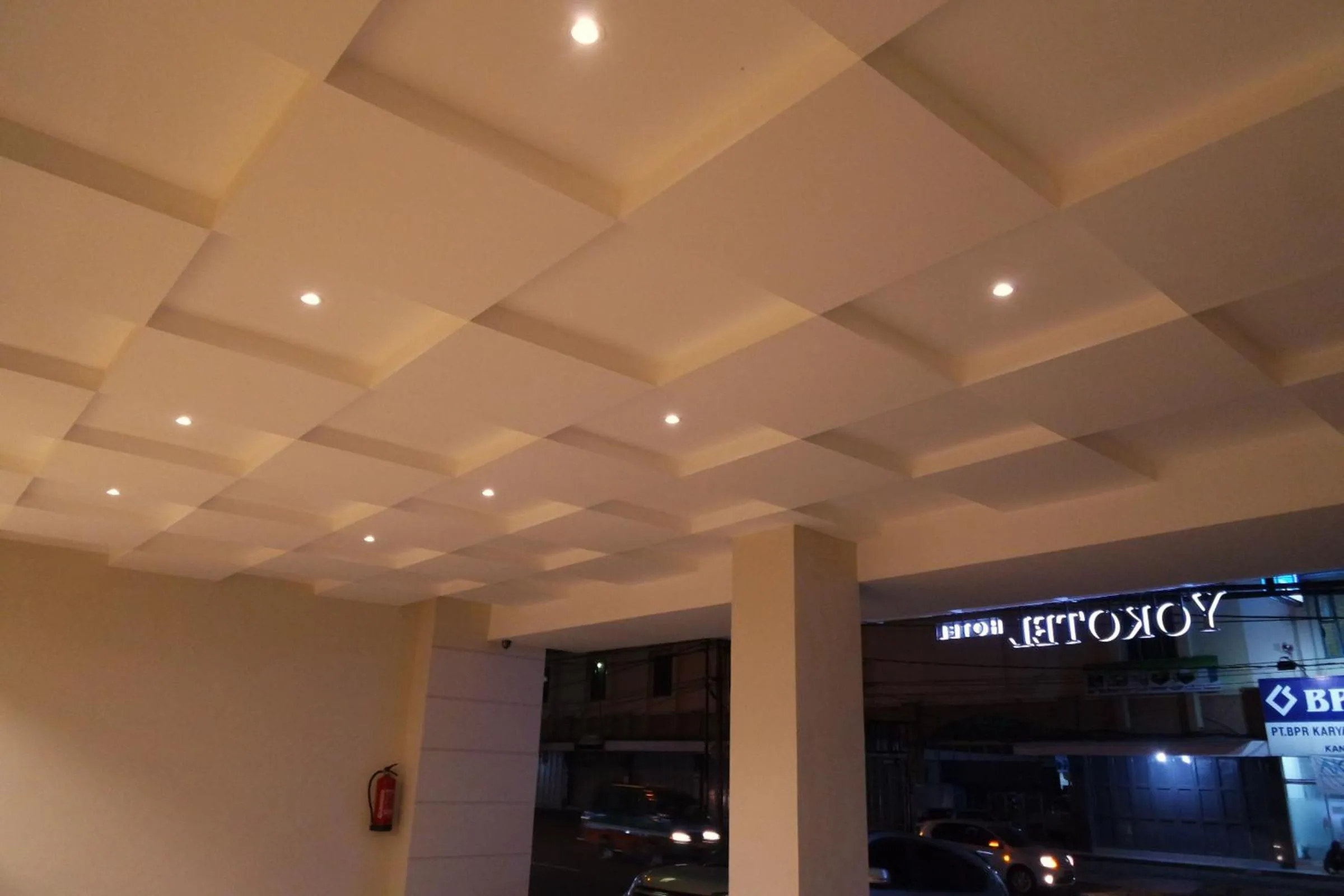 Facade/entrance in Yokotel Hotel