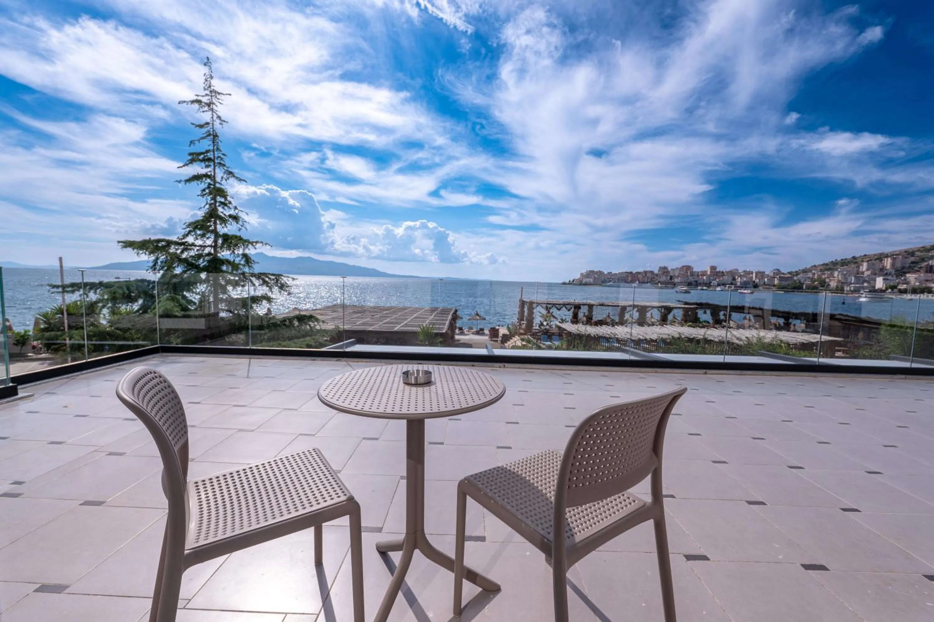 Day in Grand Hotel Saranda