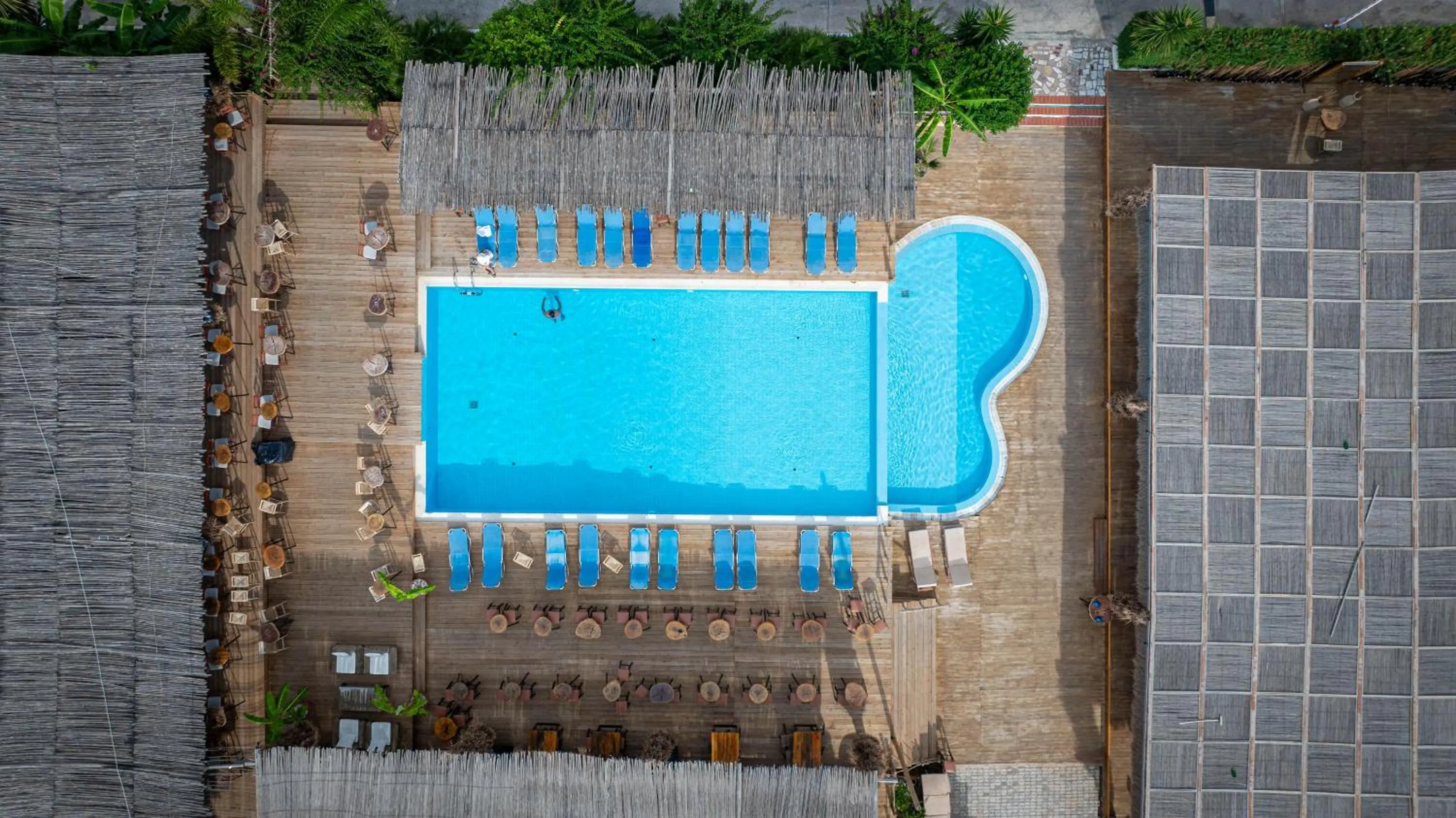 Day in Grand Hotel Saranda