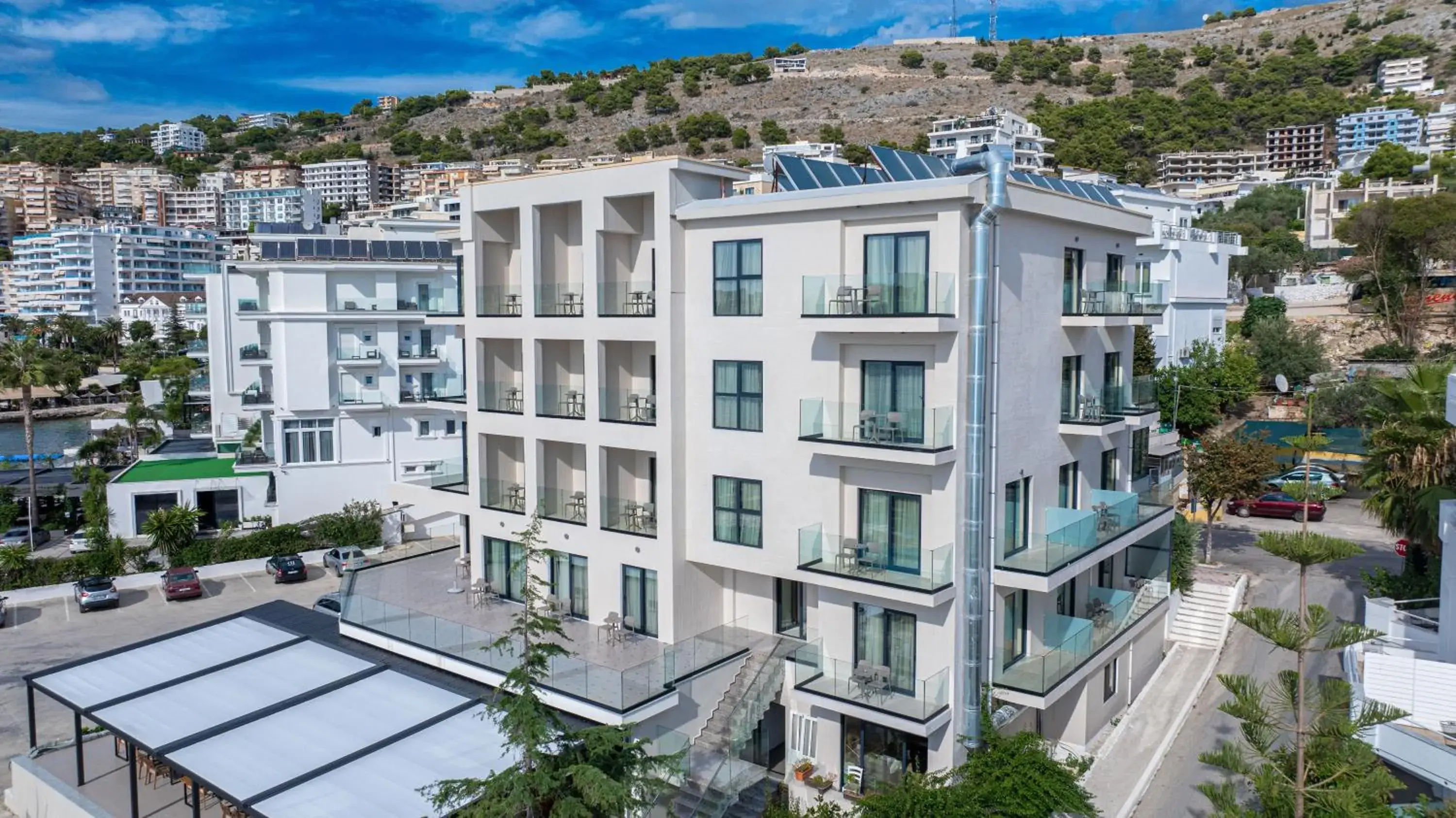 Property building in Grand Hotel Saranda Property building in Grand Hotel Saranda