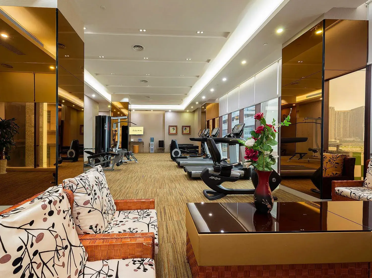 Fitness centre/facilities in Similan Hotel Zhuhai-Gongbei Port Fitness centre/facilities in Similan Hotel Zhuhai-Gongbei Port