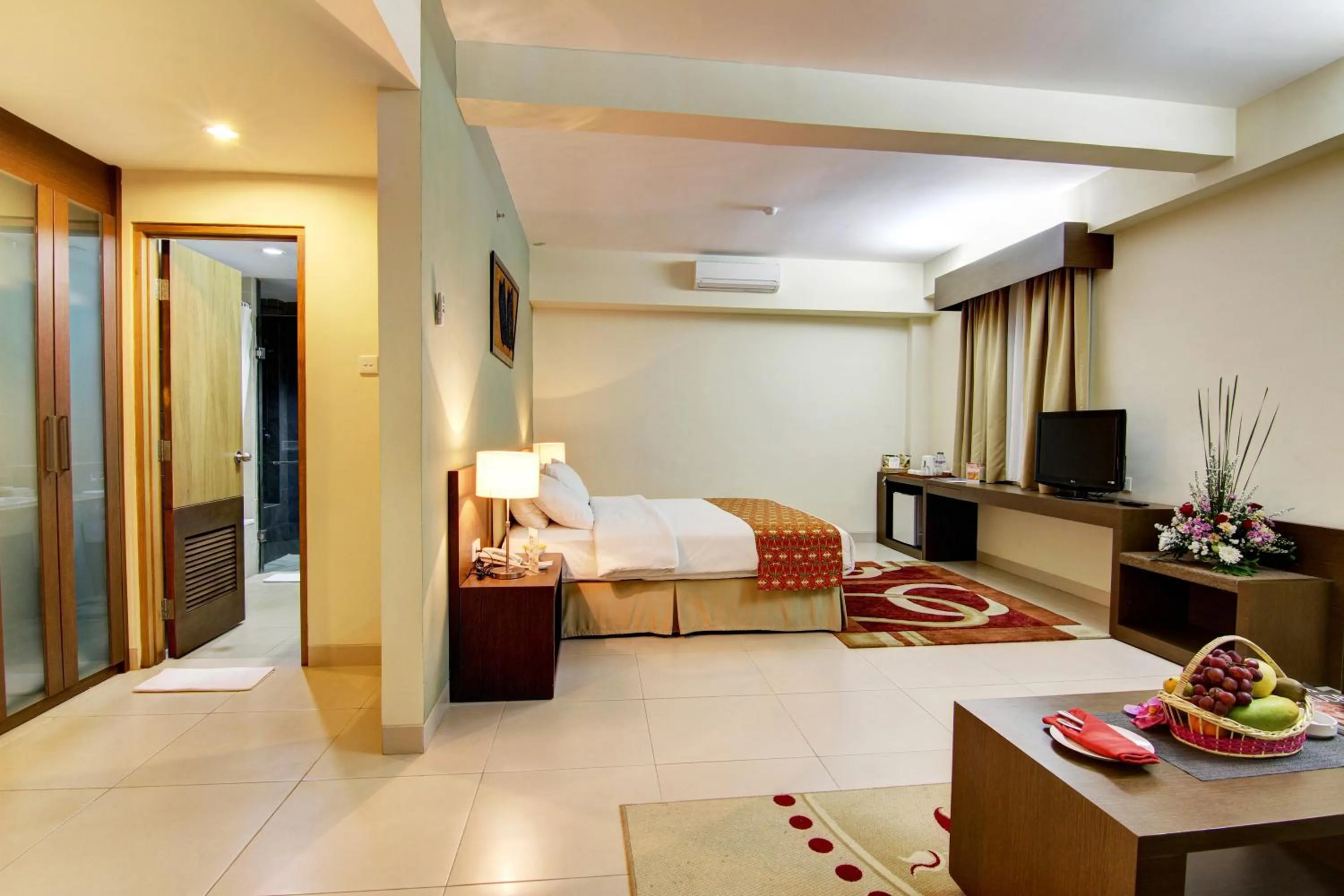 Photo of the whole room in Hotel Luwansa Palangkaraya