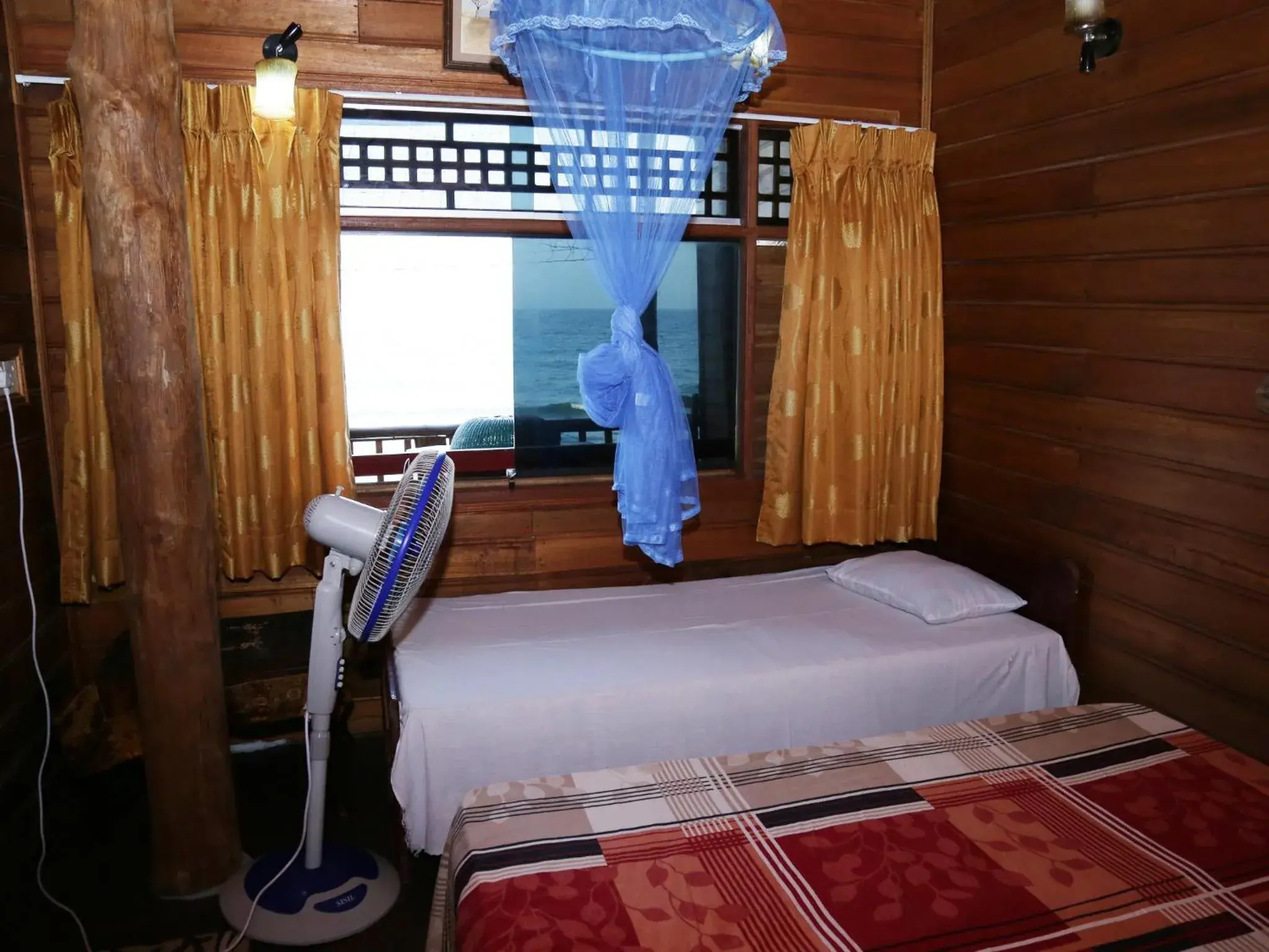 With External Bathroom Seaview in Dyke Rest With External Bathroom Seaview in Dyke Rest