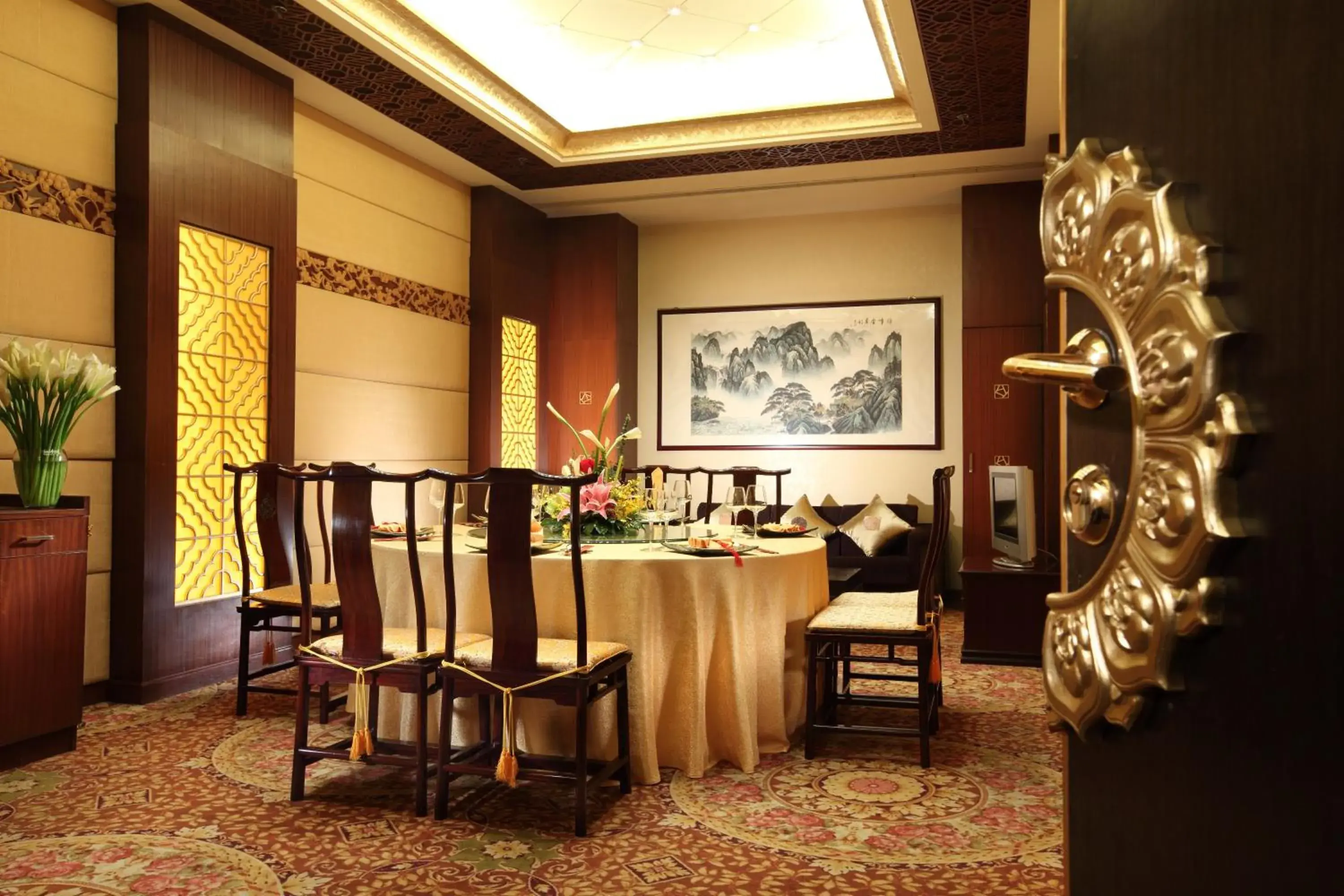 Restaurant/places to eat in Min Zu Hotel Restaurant/places to eat in Min Zu Hotel