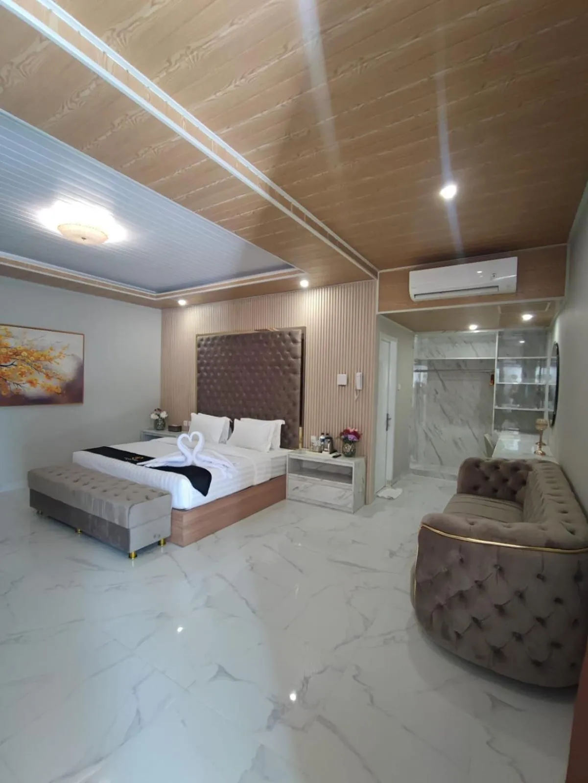 Bed in Nio Garden Hotel