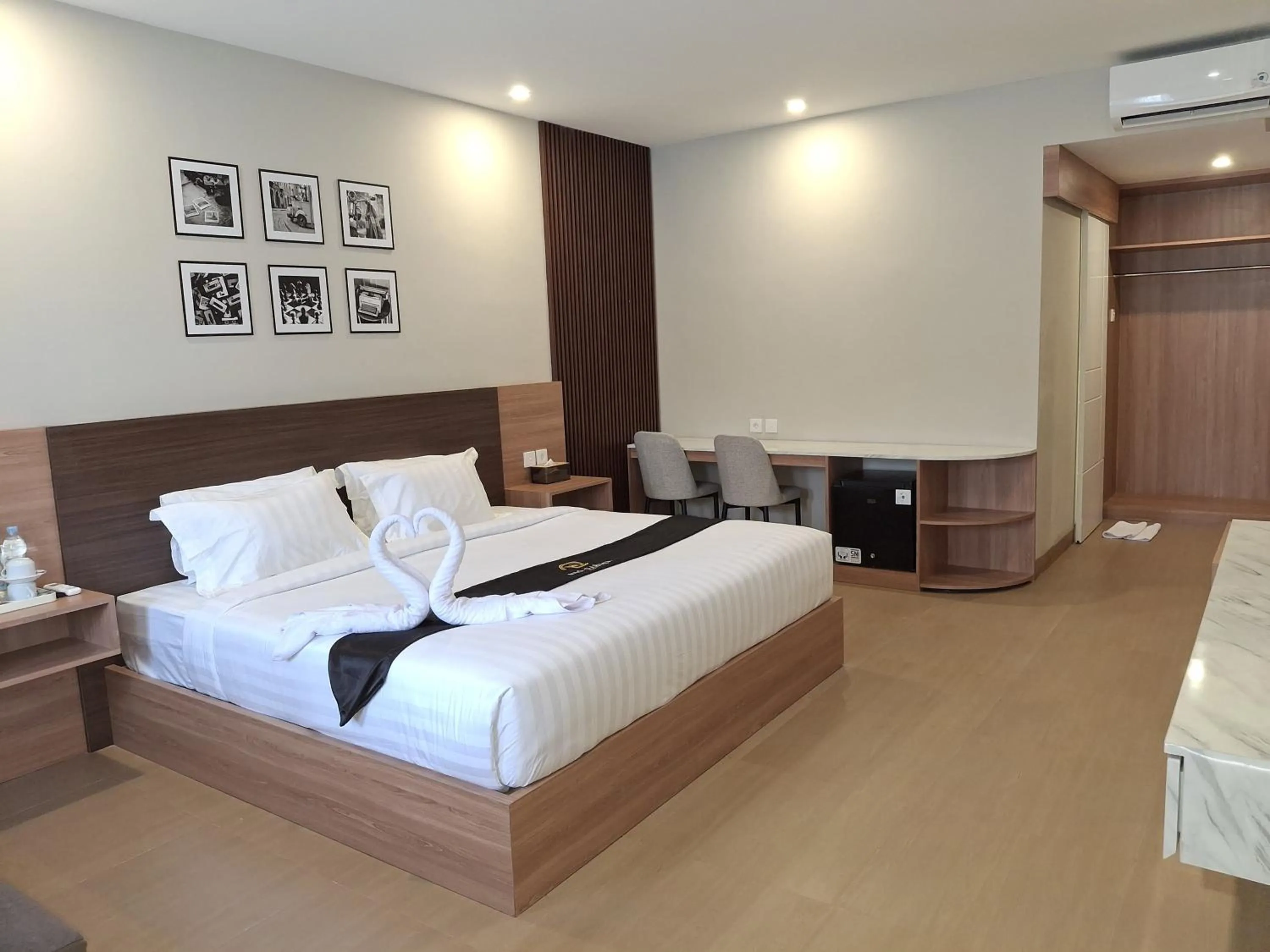 Bed in Nio Garden Hotel