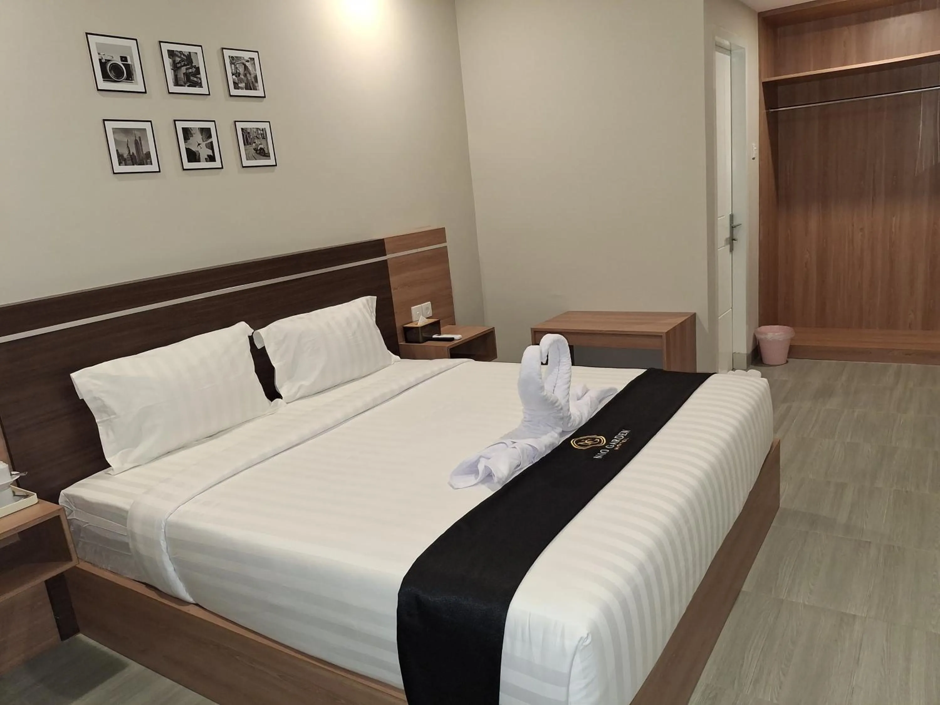 Bed in Nio Garden Hotel