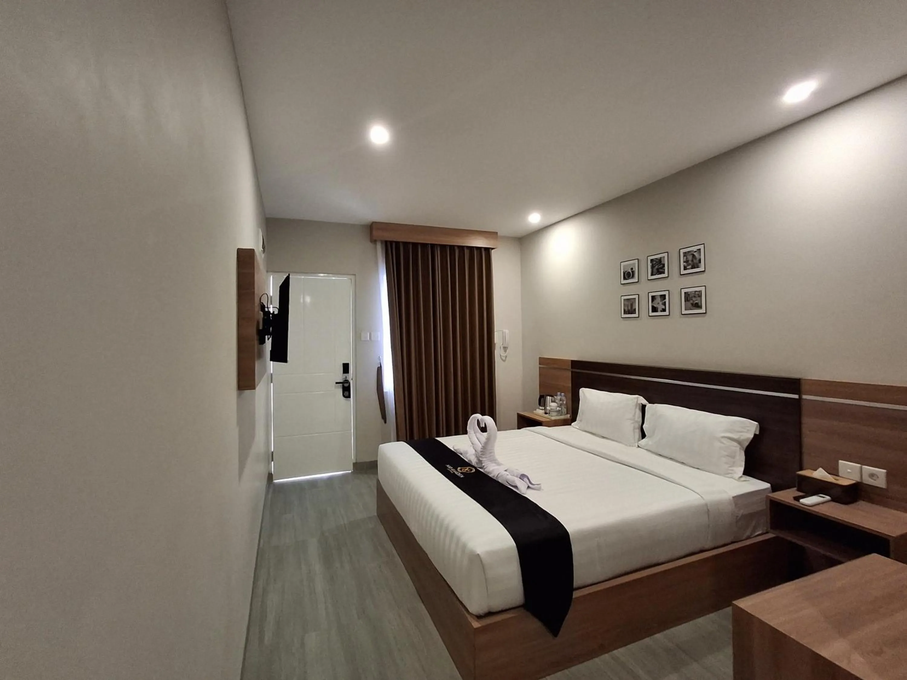 Bed in Nio Garden Hotel