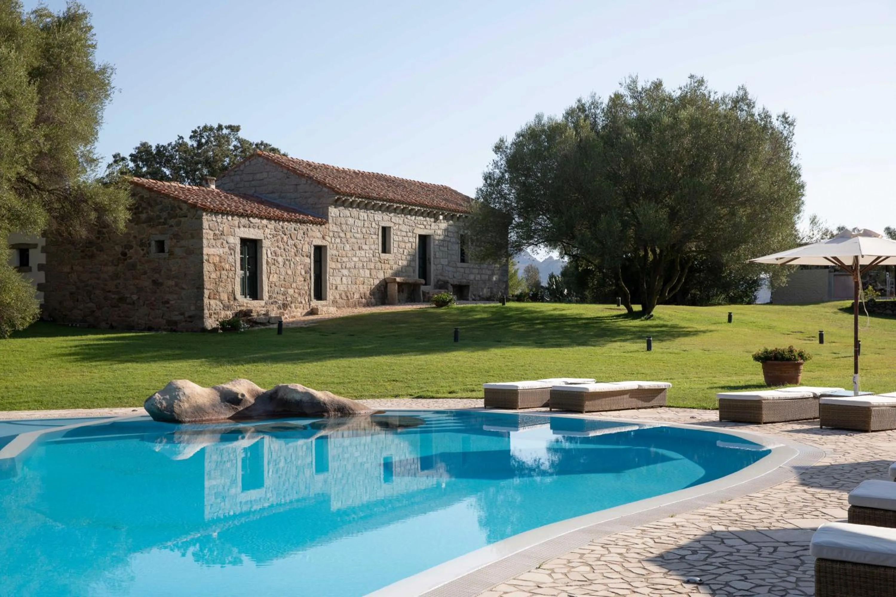 Garden view in Stazzo Lu Ciaccaru