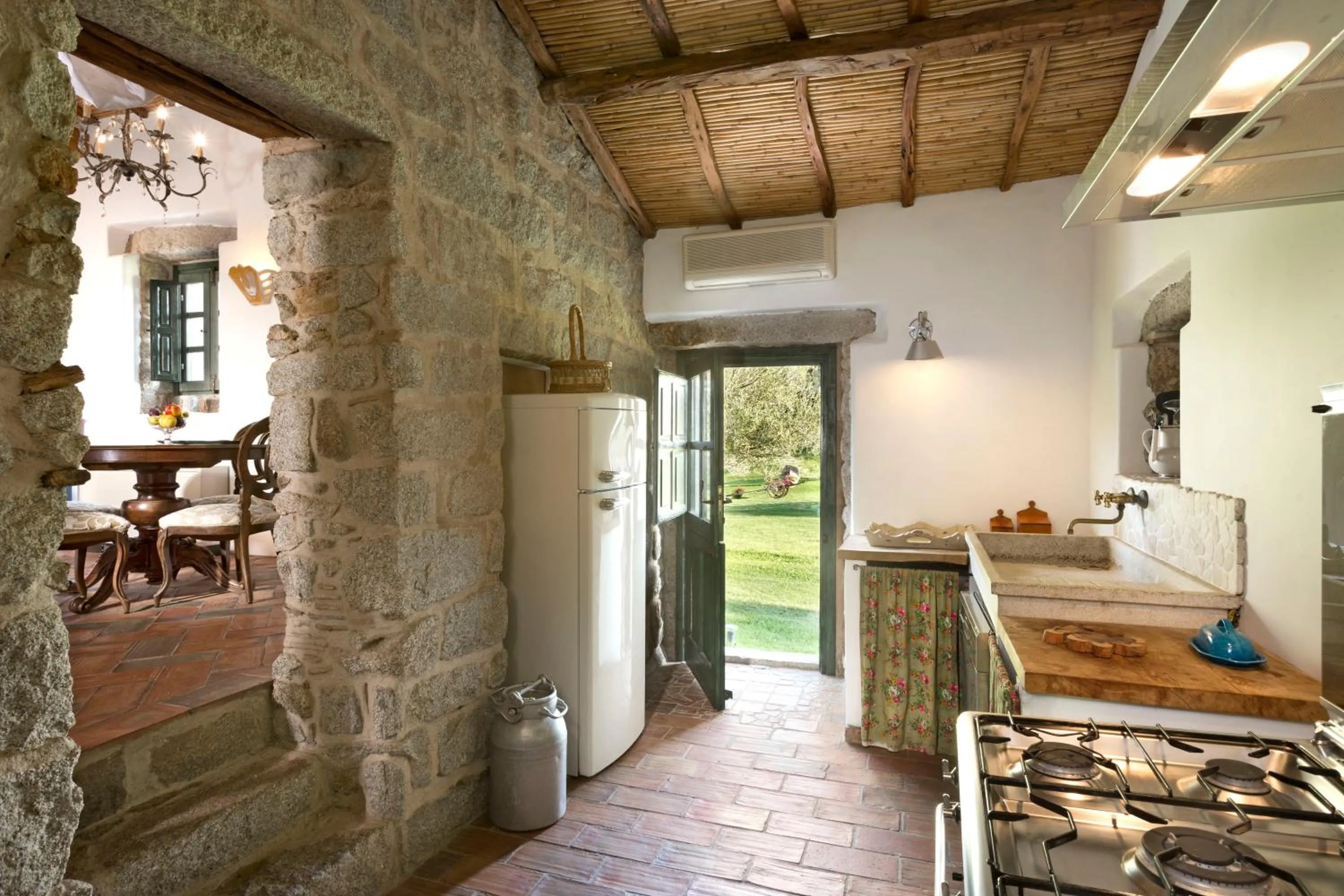 Kitchen or kitchenette in Stazzo Lu Ciaccaru