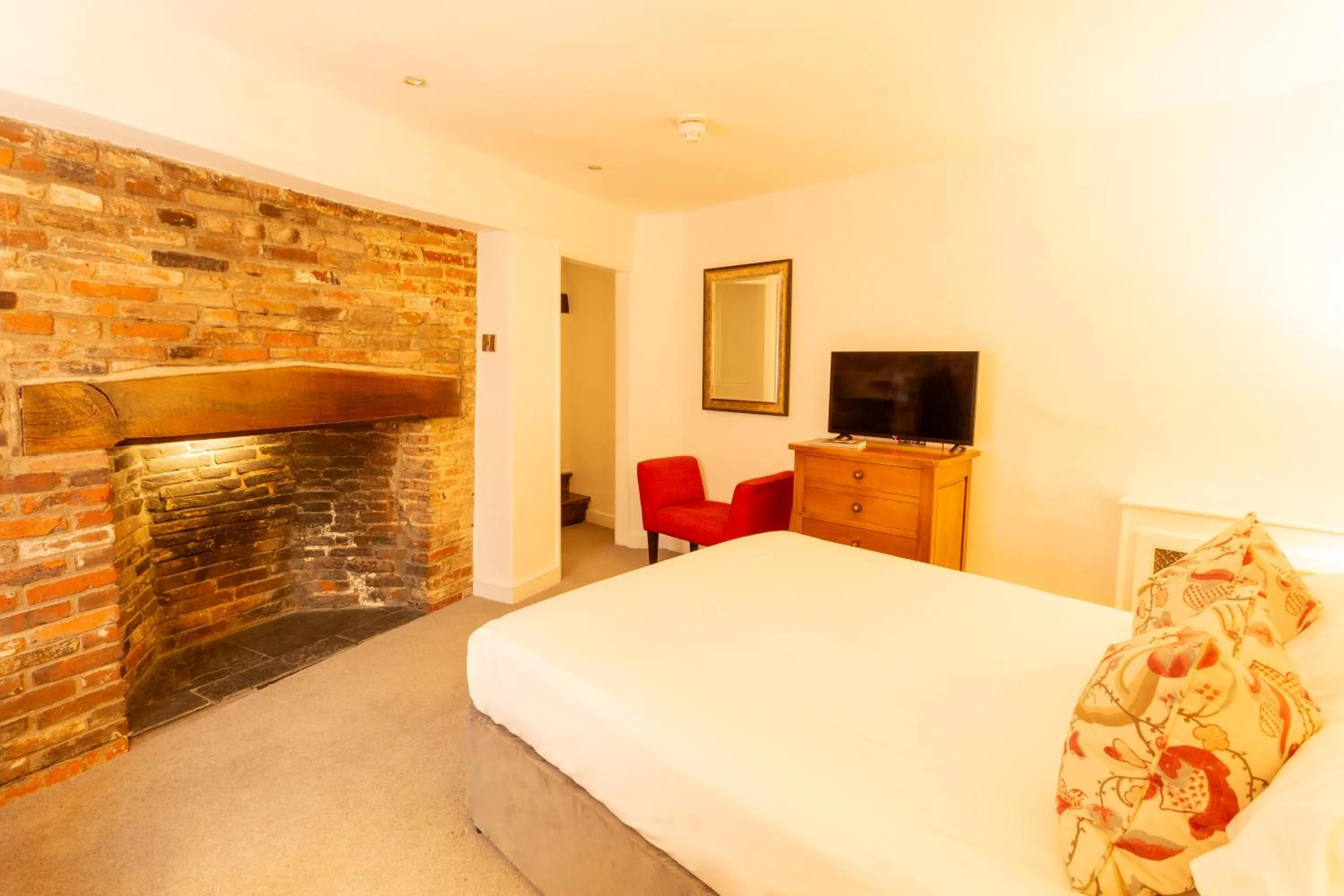 Bedroom, Bed in Swan Hotel & Spa