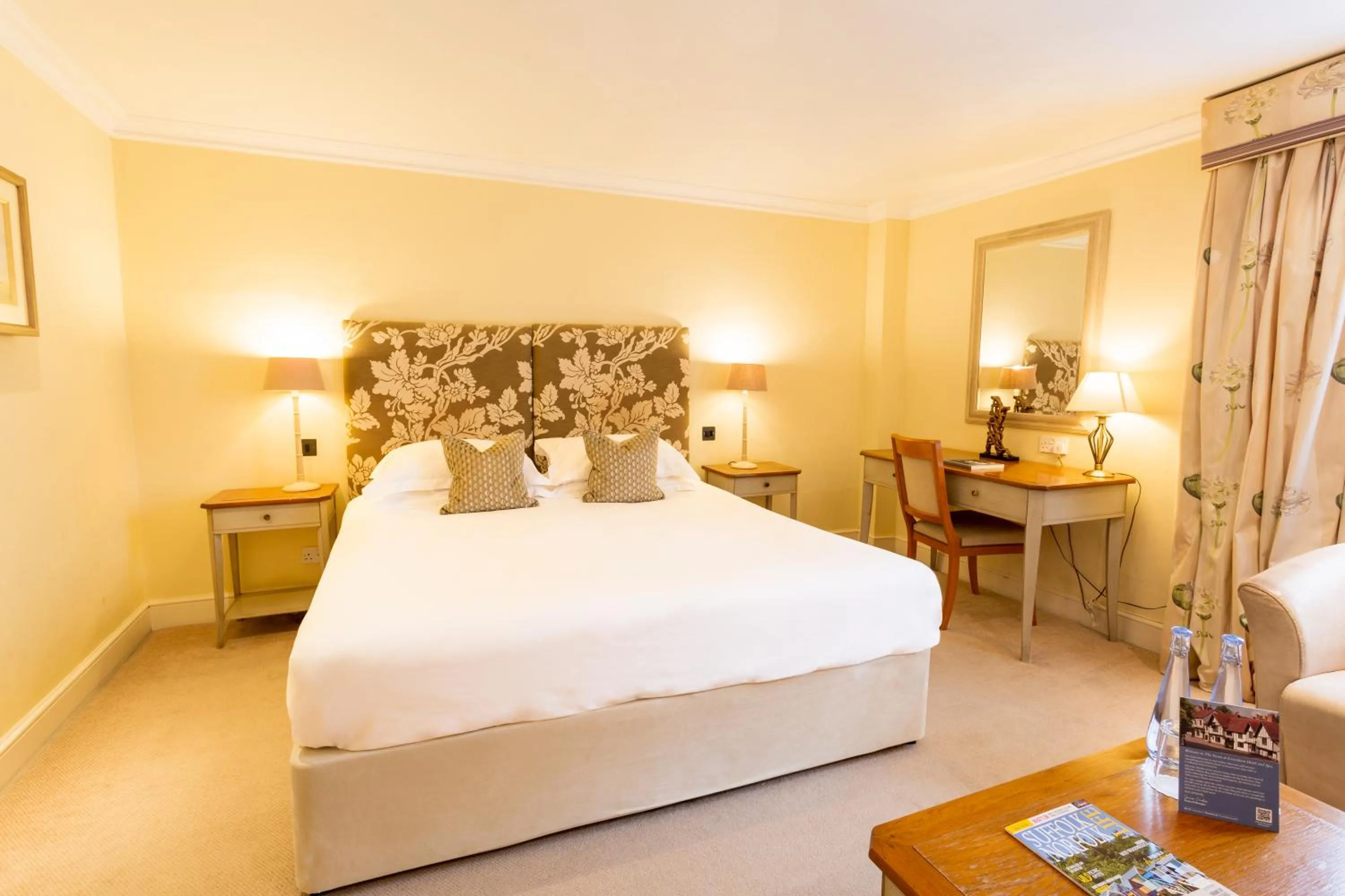 Bedroom, Bed in Swan Hotel & Spa