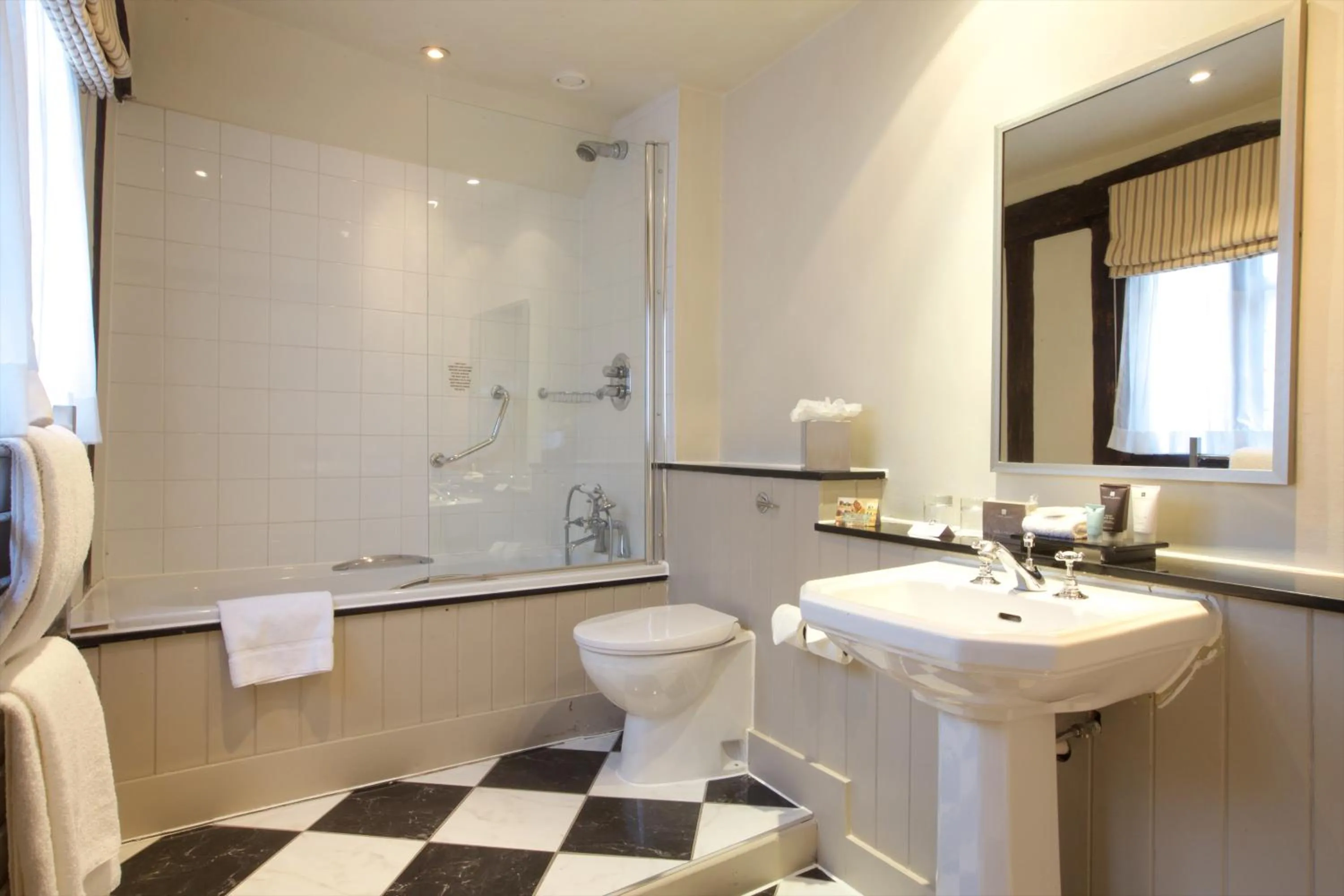 Bathroom in Swan Hotel & Spa