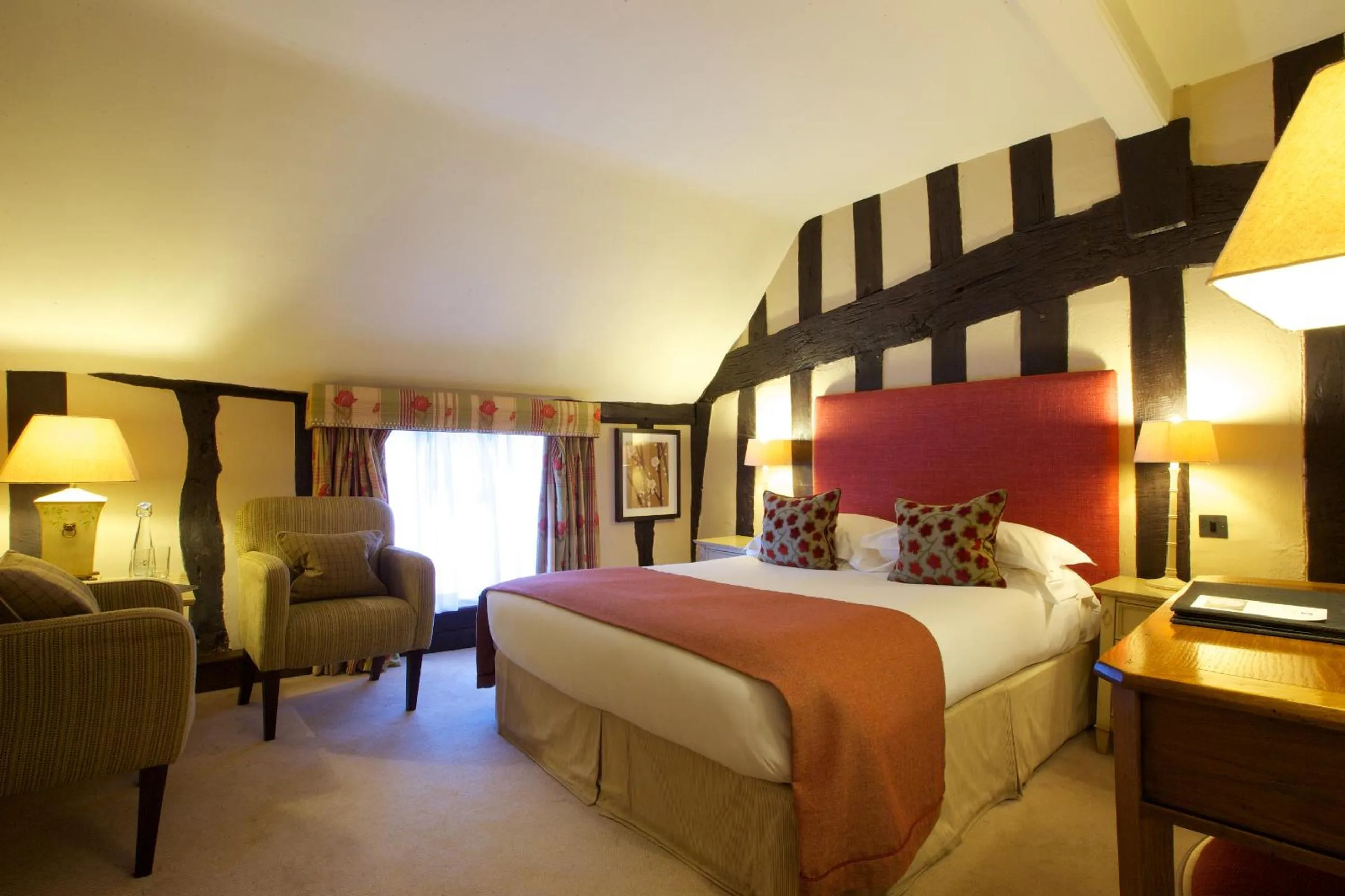 Photo of the whole room, Bed in Swan Hotel & Spa