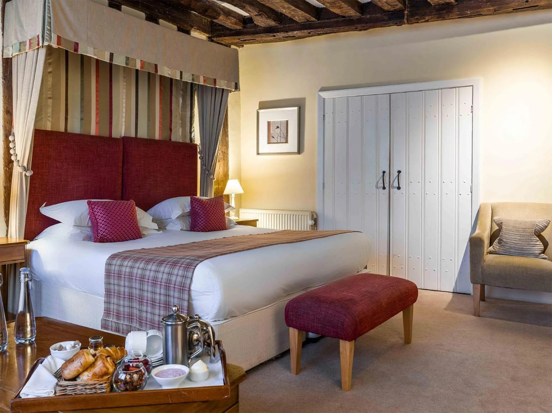 Bed in Swan Hotel & Spa