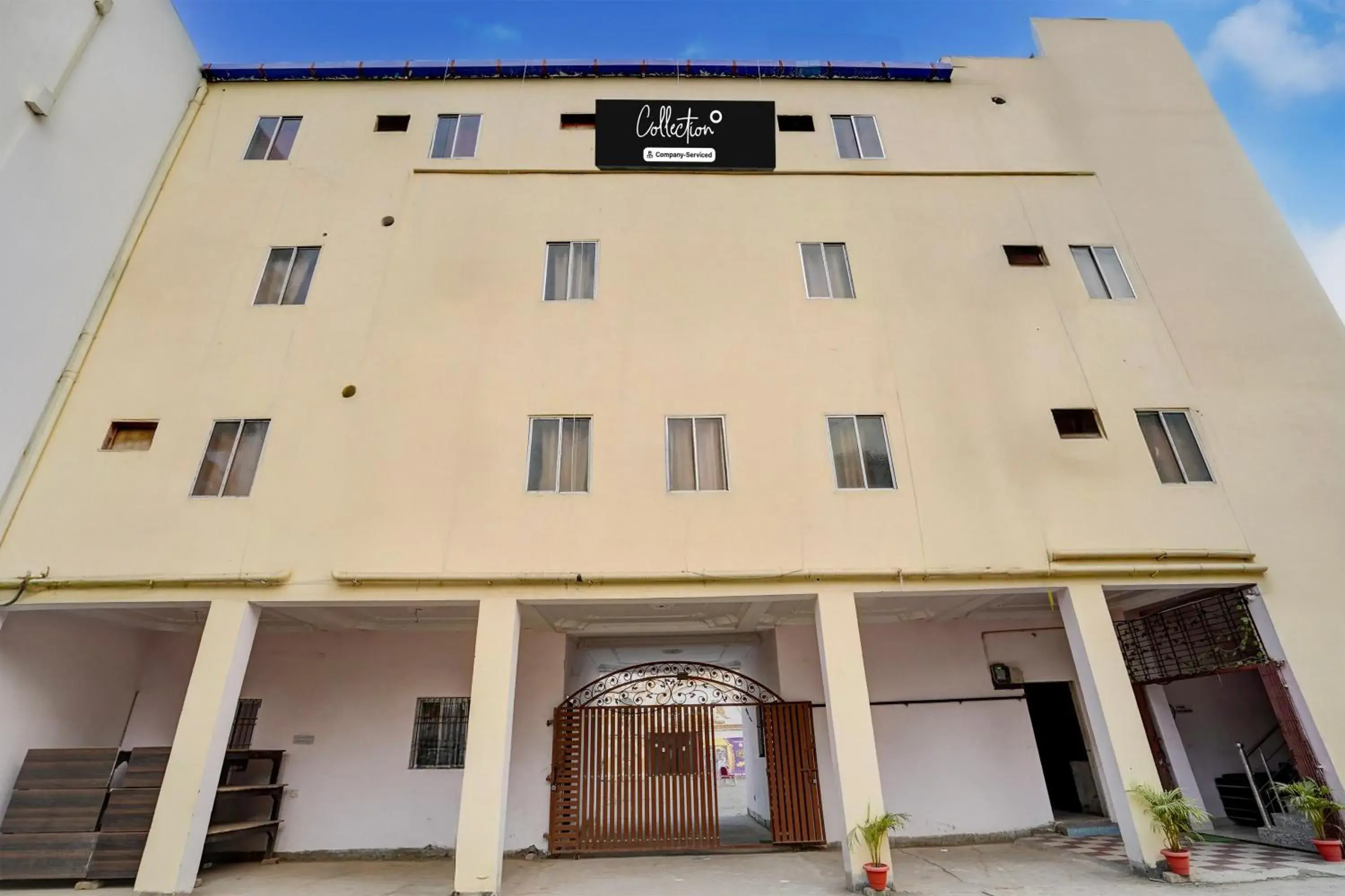 Super Collection O Patna Airport Formerly Hotel Shahi Mahal Super Collection O Patna Airport Formerly Hotel Shahi Mahal