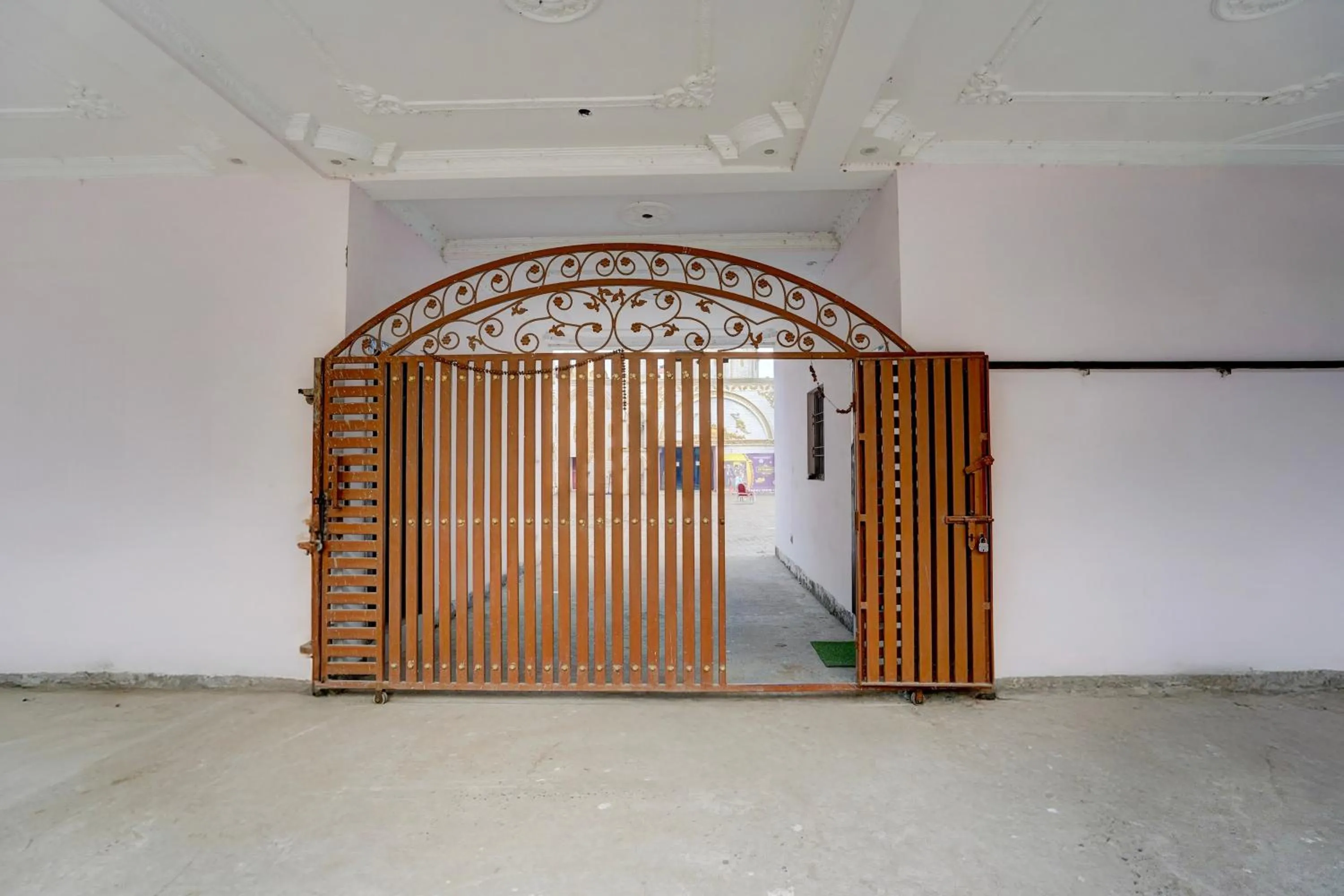 Facade/entrance in Super Collection O Patna Airport Formerly Hotel Shahi Mahal