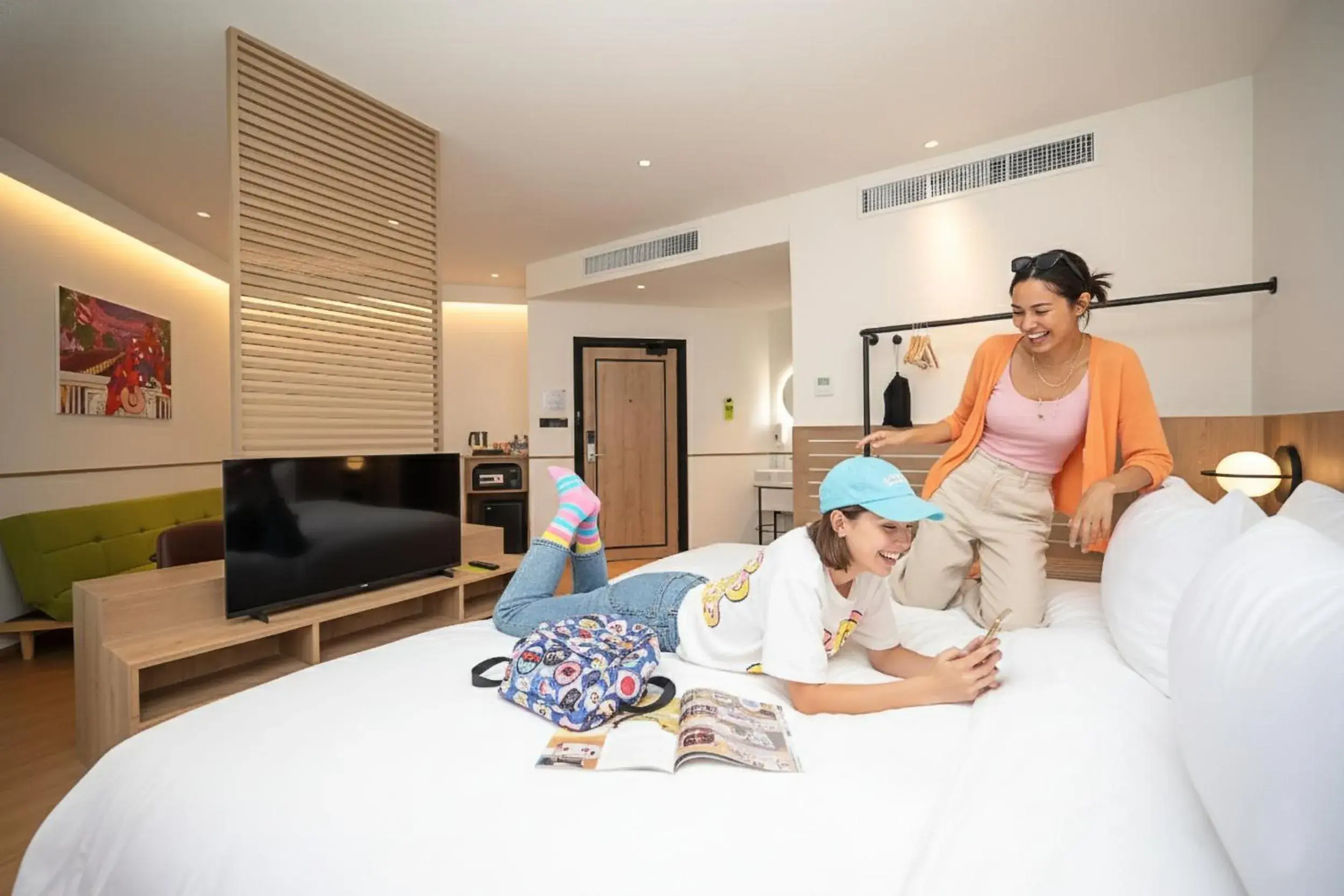 Deluxe King Room in Lub d Bangkok Chinatown - Steps from Sam Yod MRT Station Deluxe King Room in Lub d Bangkok Chinatown - Steps from Sam Yod MRT Station