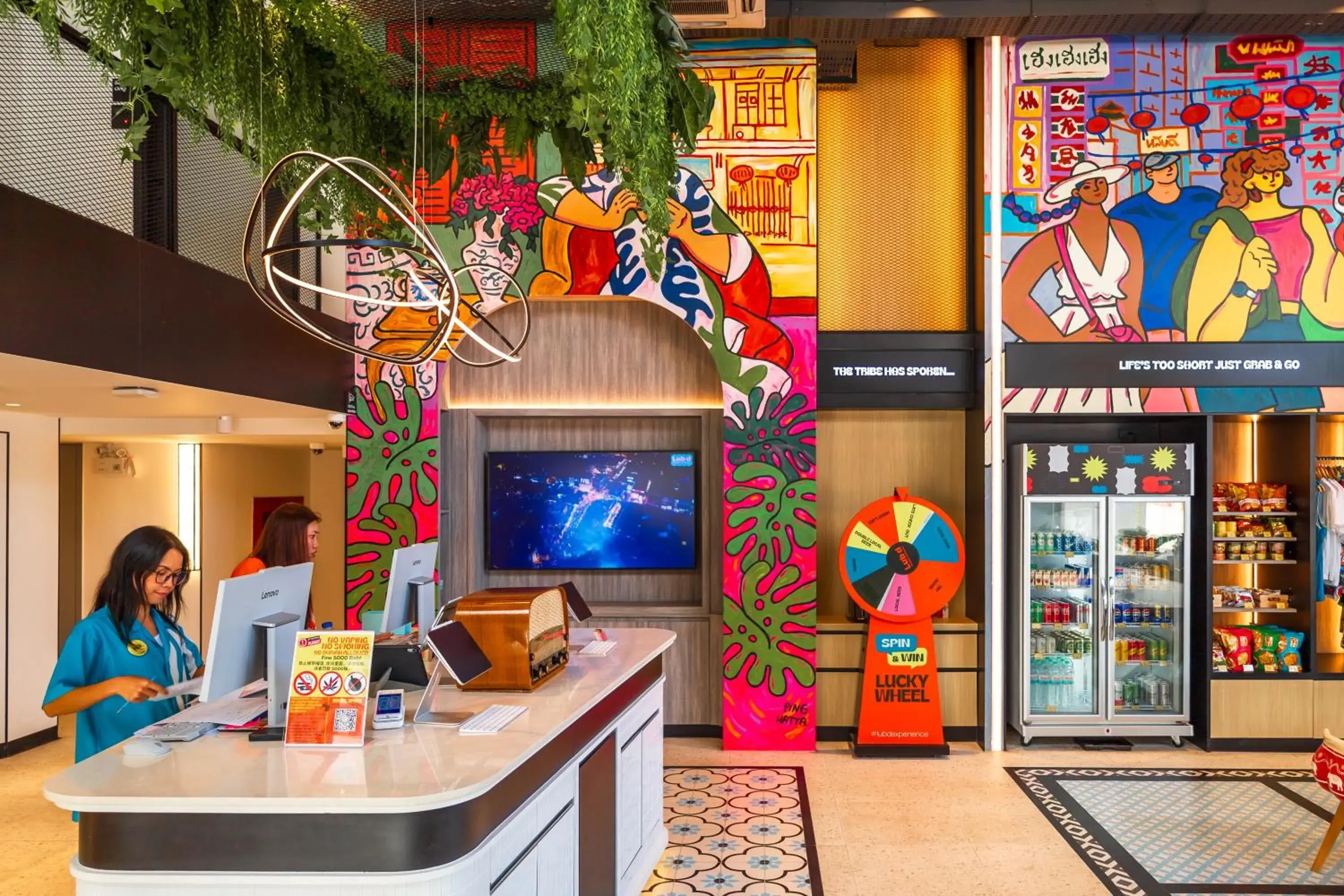 Property building in Lub d Bangkok Chinatown - Steps from Sam Yod MRT Station Property building in Lub d Bangkok Chinatown - Steps from Sam Yod MRT Station