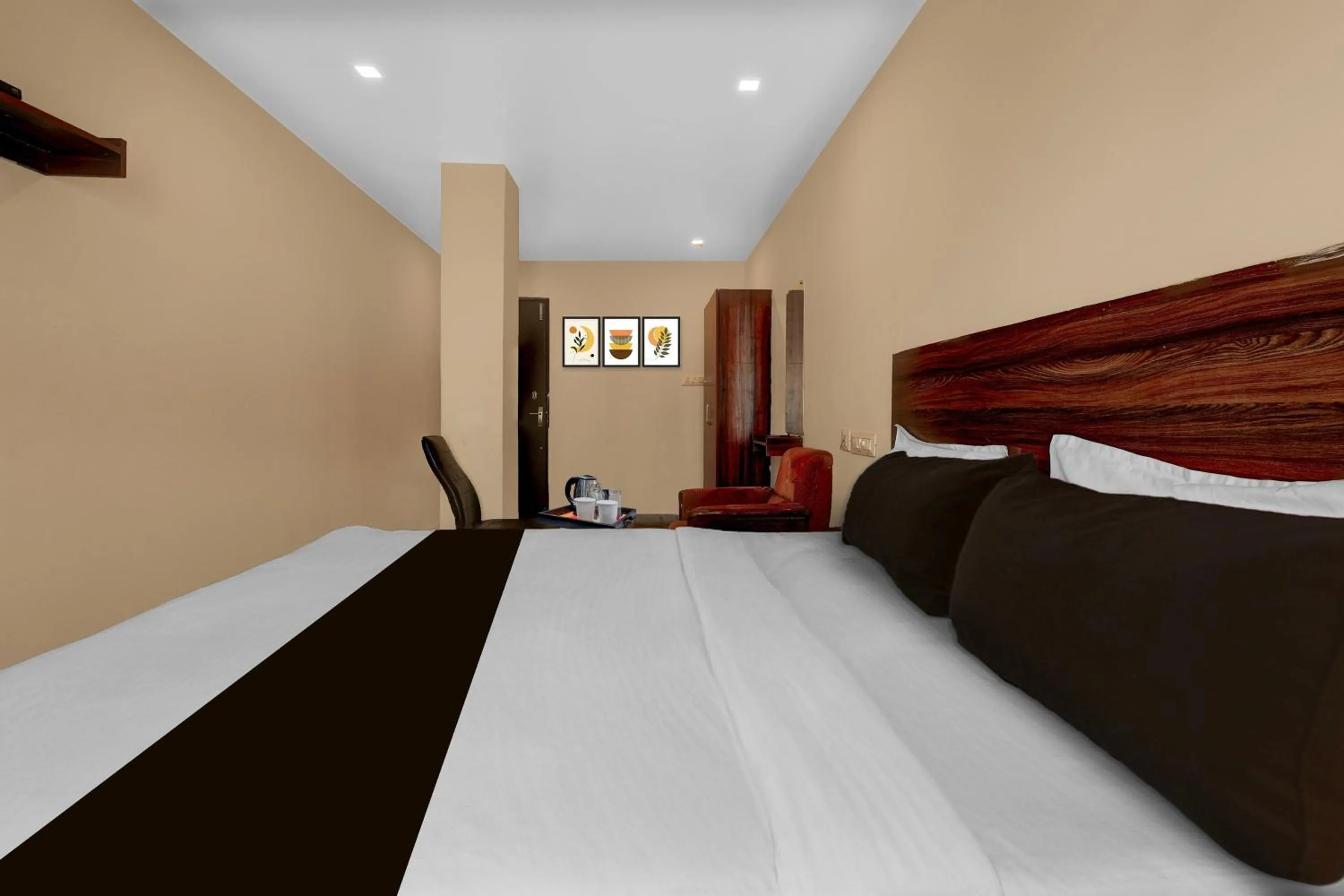Hotel O Benz Circle Crossway Vijayawada Formerly Akshaya Elite