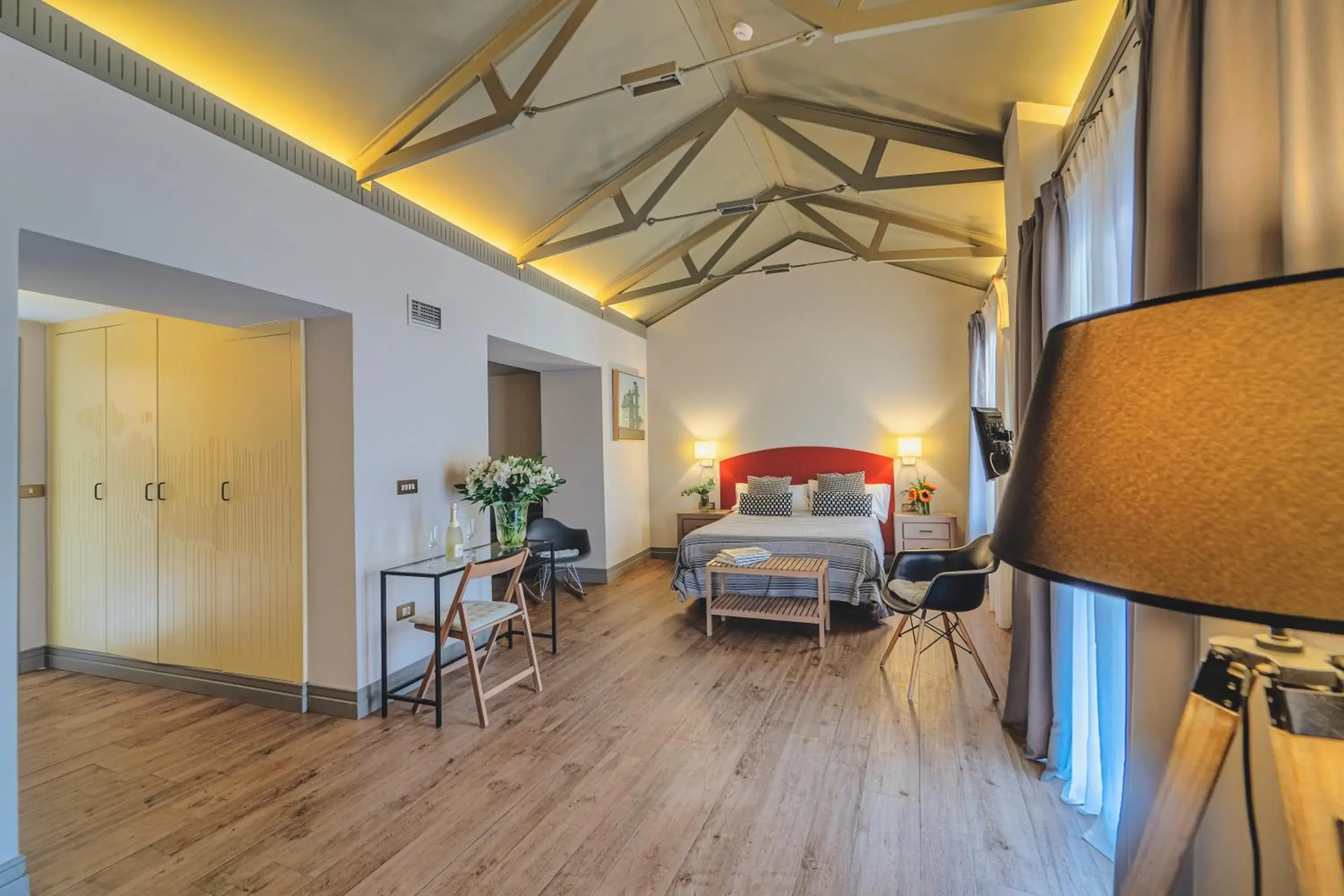 Penthouse Apartment in Blue Windows House Penthouse Apartment in Blue Windows House