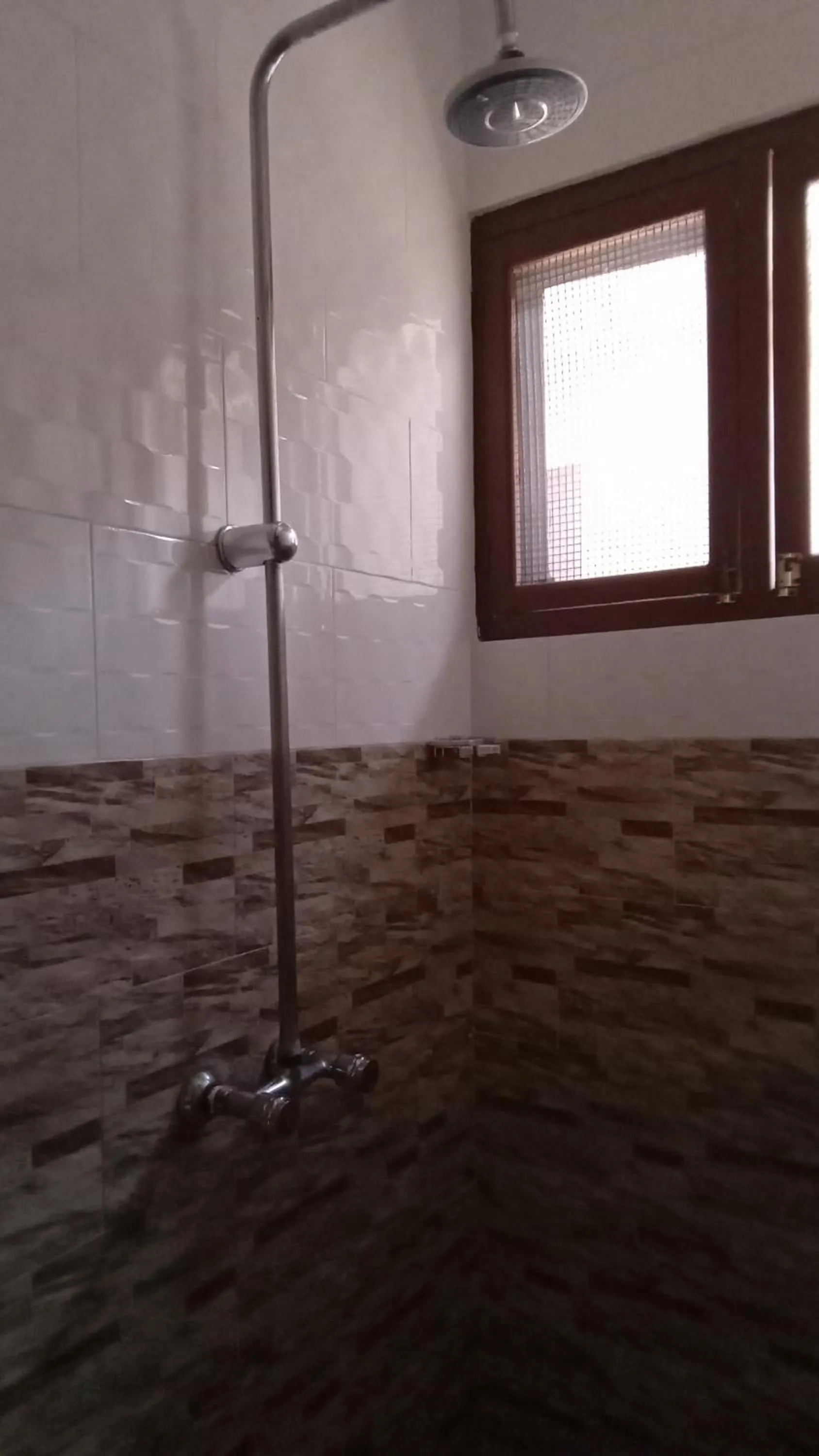 Shower in Transit Airport B&B