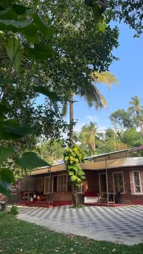 AshtamudiVillas