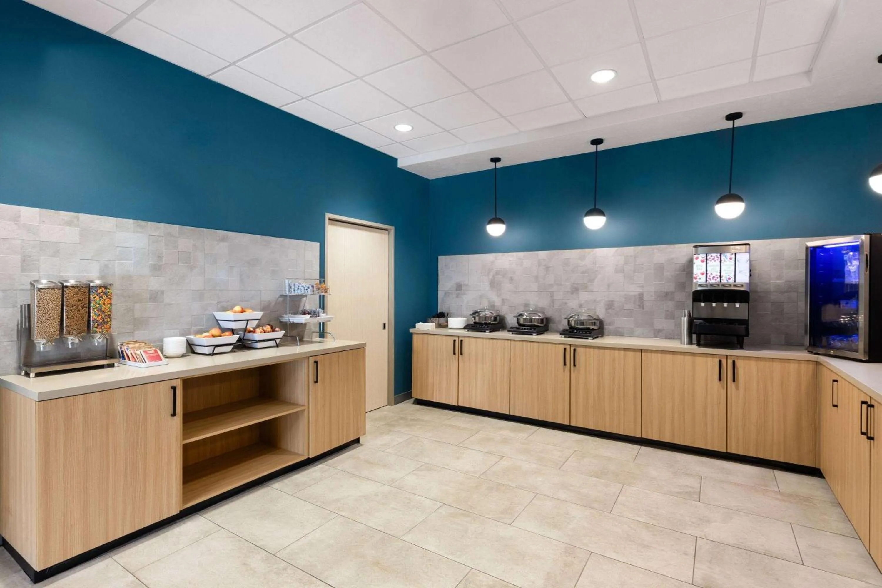 Breakfast in Hawthorn Extended Stay by Wyndham Kingman