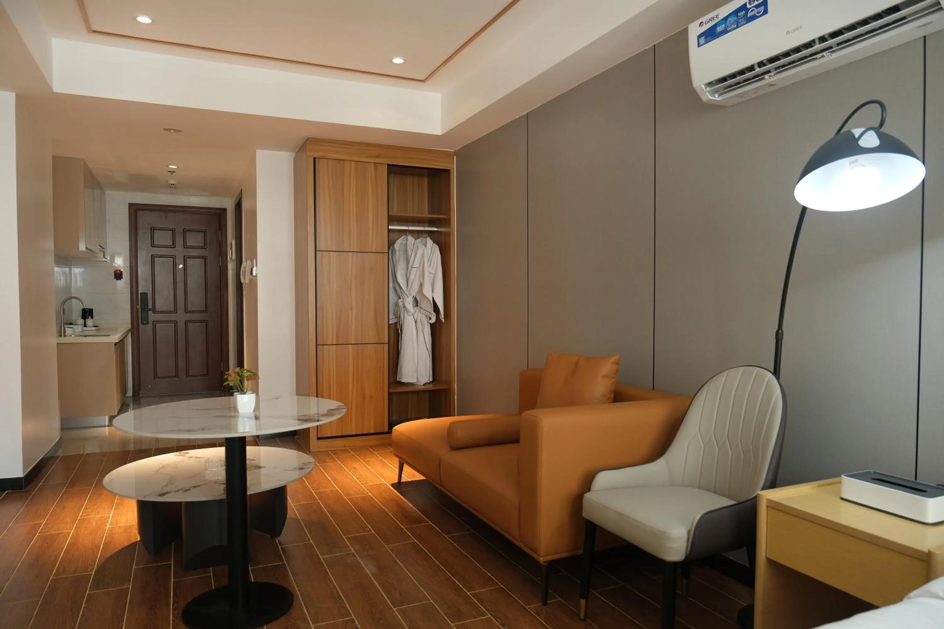 Seating area in Golden Seagulls Hotel