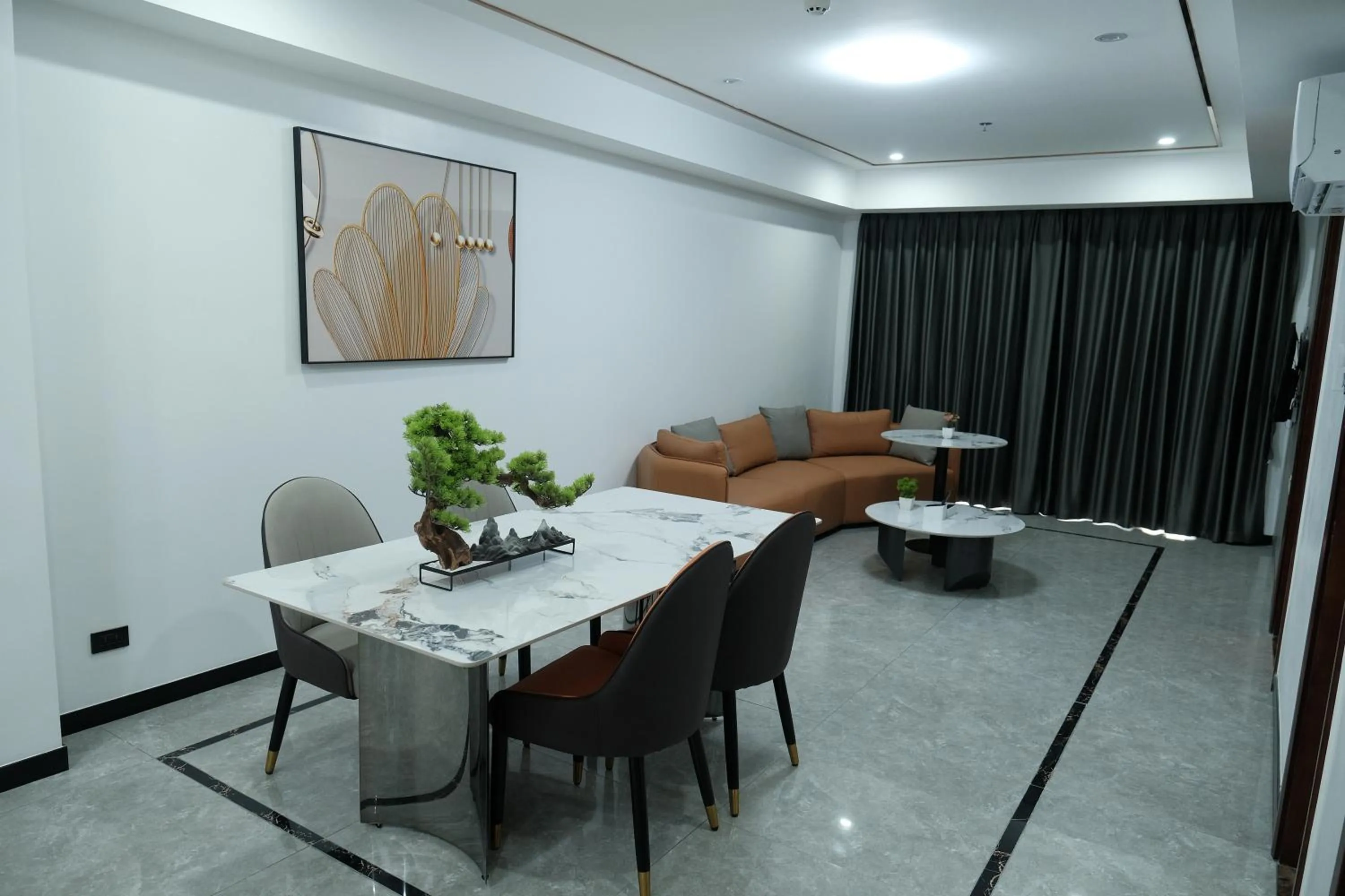 Living room in Golden Seagulls Hotel