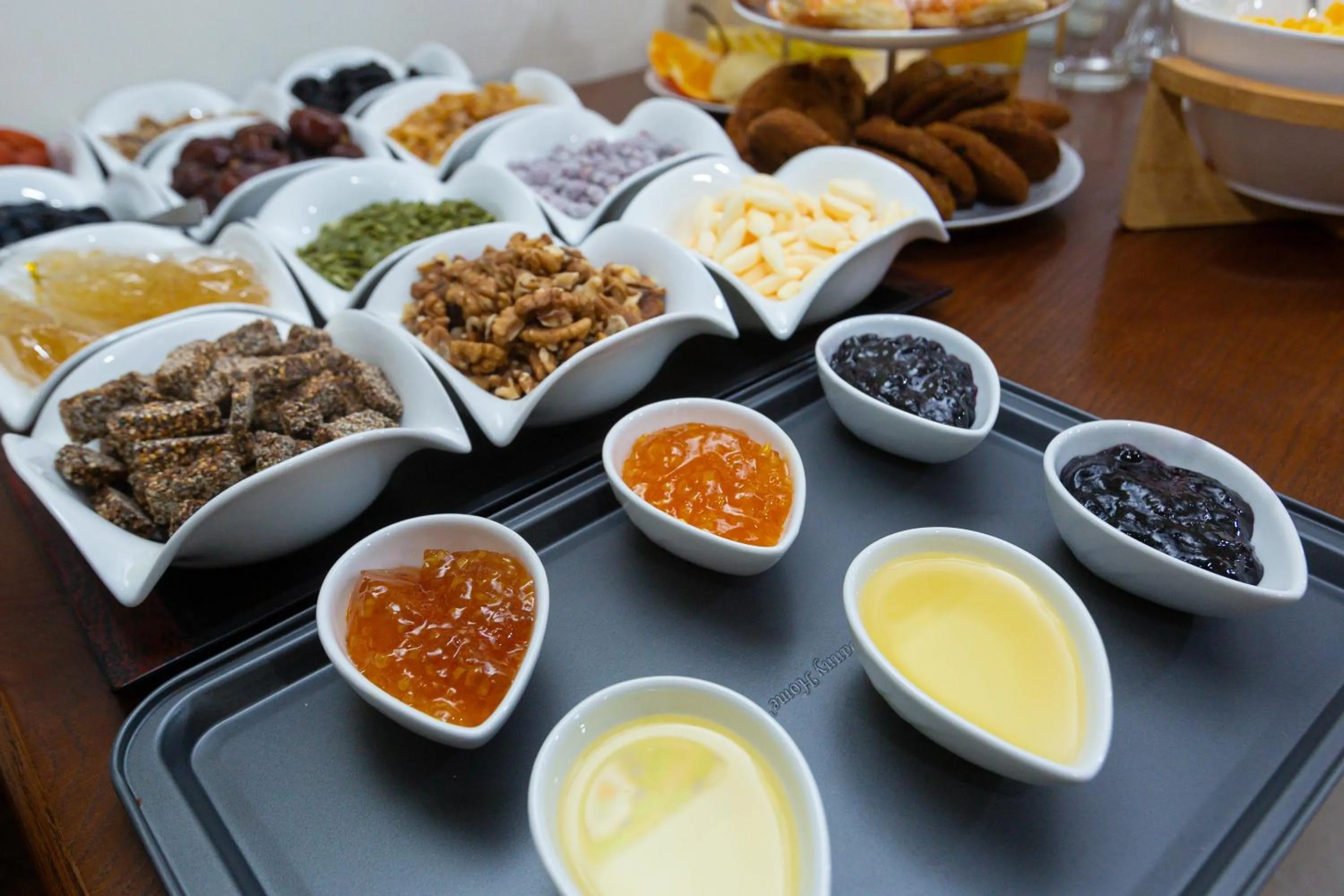 Restaurant/places to eat in Iman Hotel