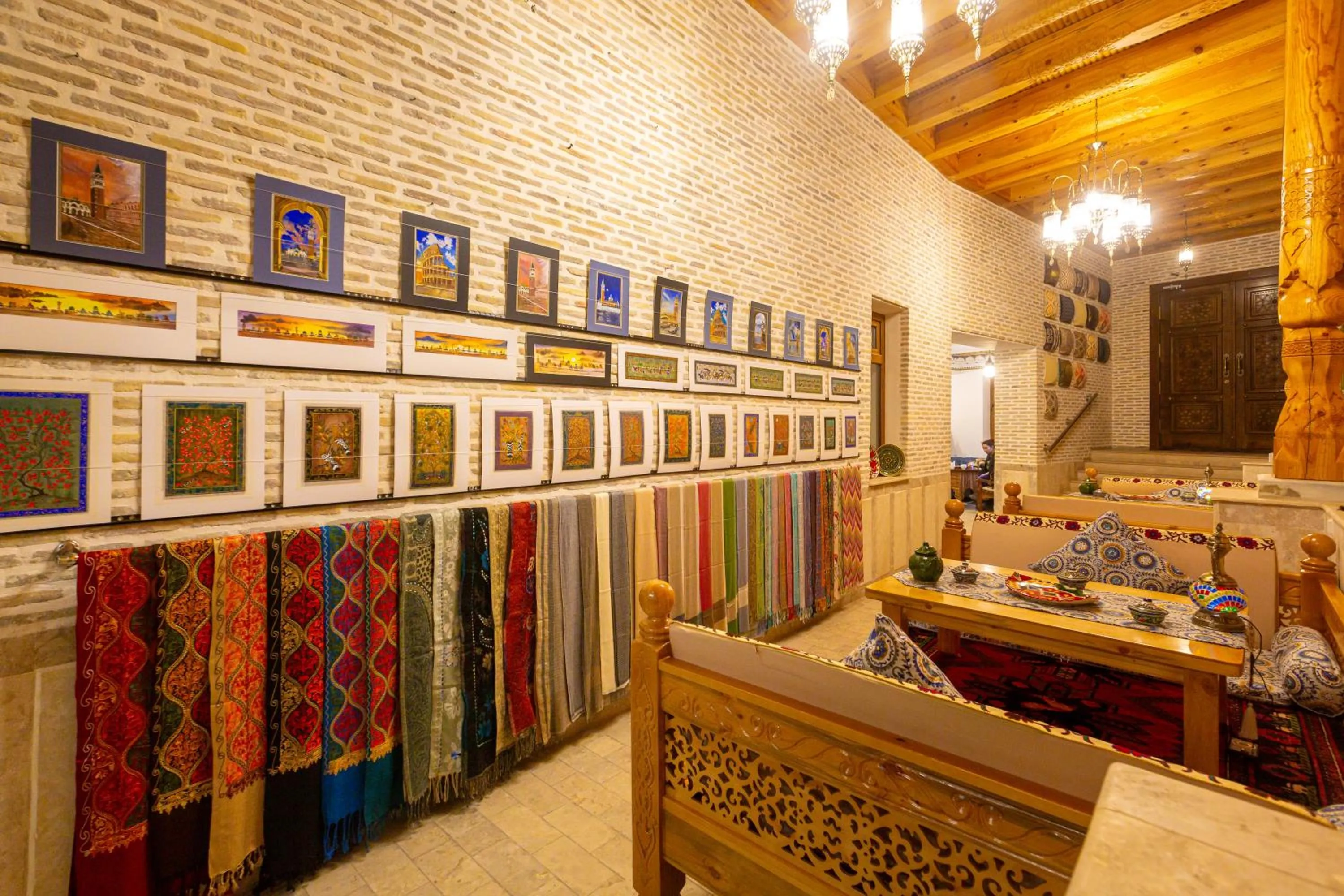 Living room in Iman Hotel