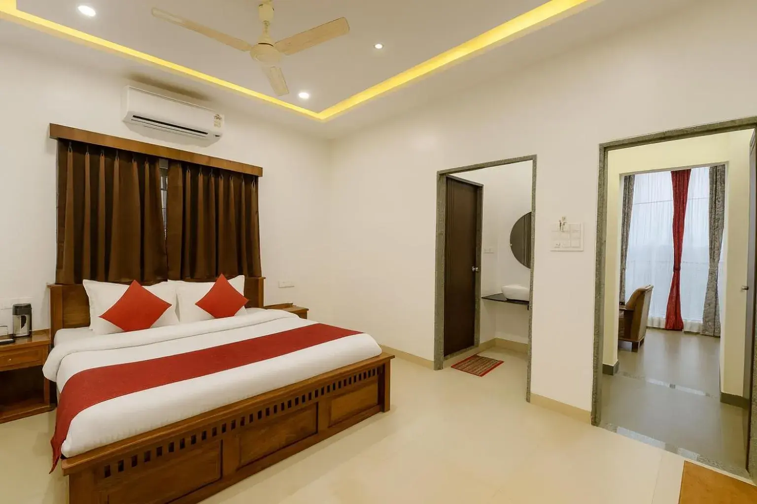 Executive Suite - single occupancy in Hotel Jyotirlinga- One Way Drop to Mahakal Temple Executive Suite - single occupancy in Hotel Jyotirlinga- One Way Drop to Mahakal Temple