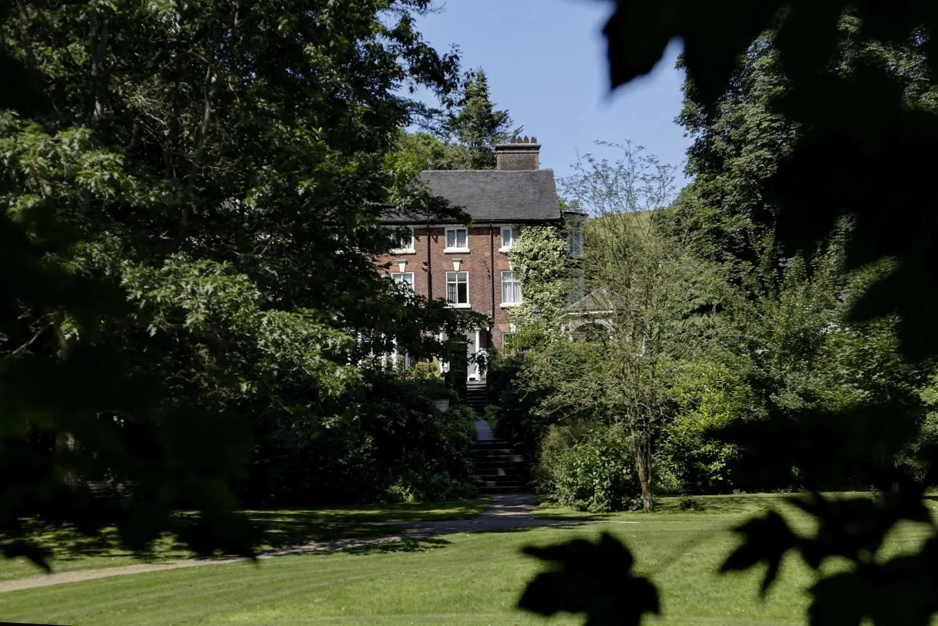 Property building in Best Western Valley Hotel Property building in Best Western Valley Hotel