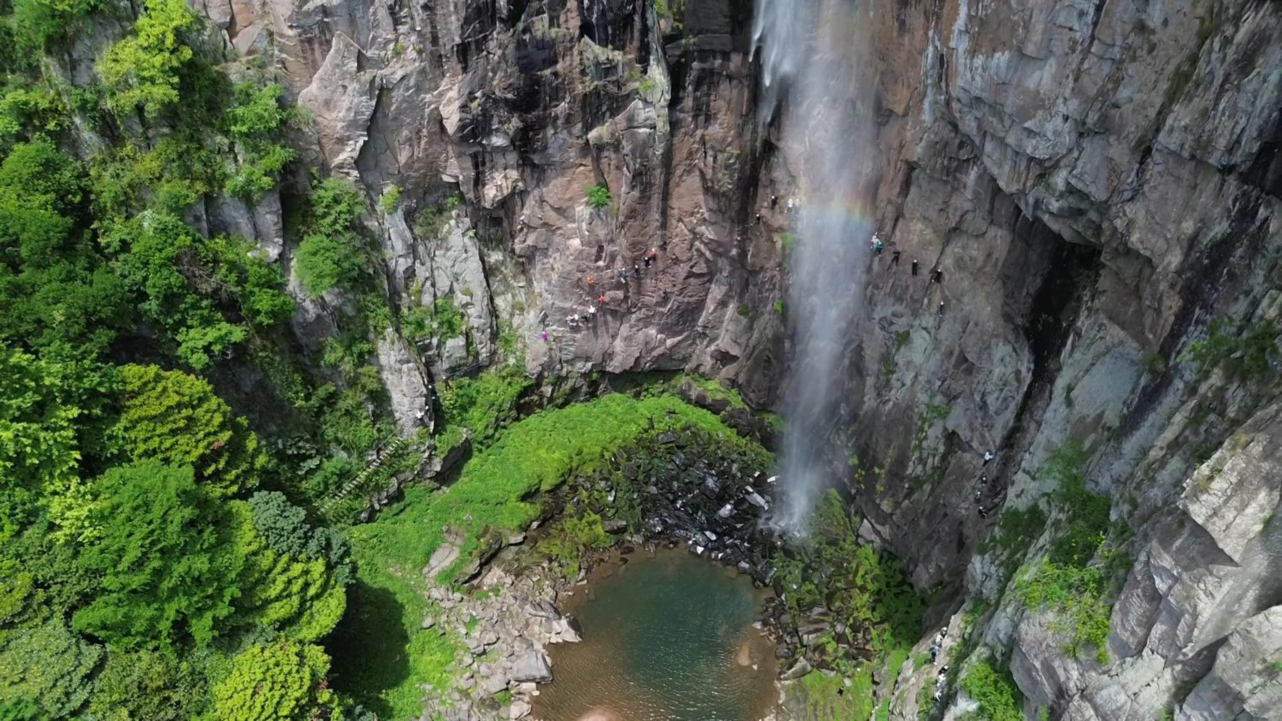 Nearby landmark in SSAW Garden Hotel Ningbo Xikou