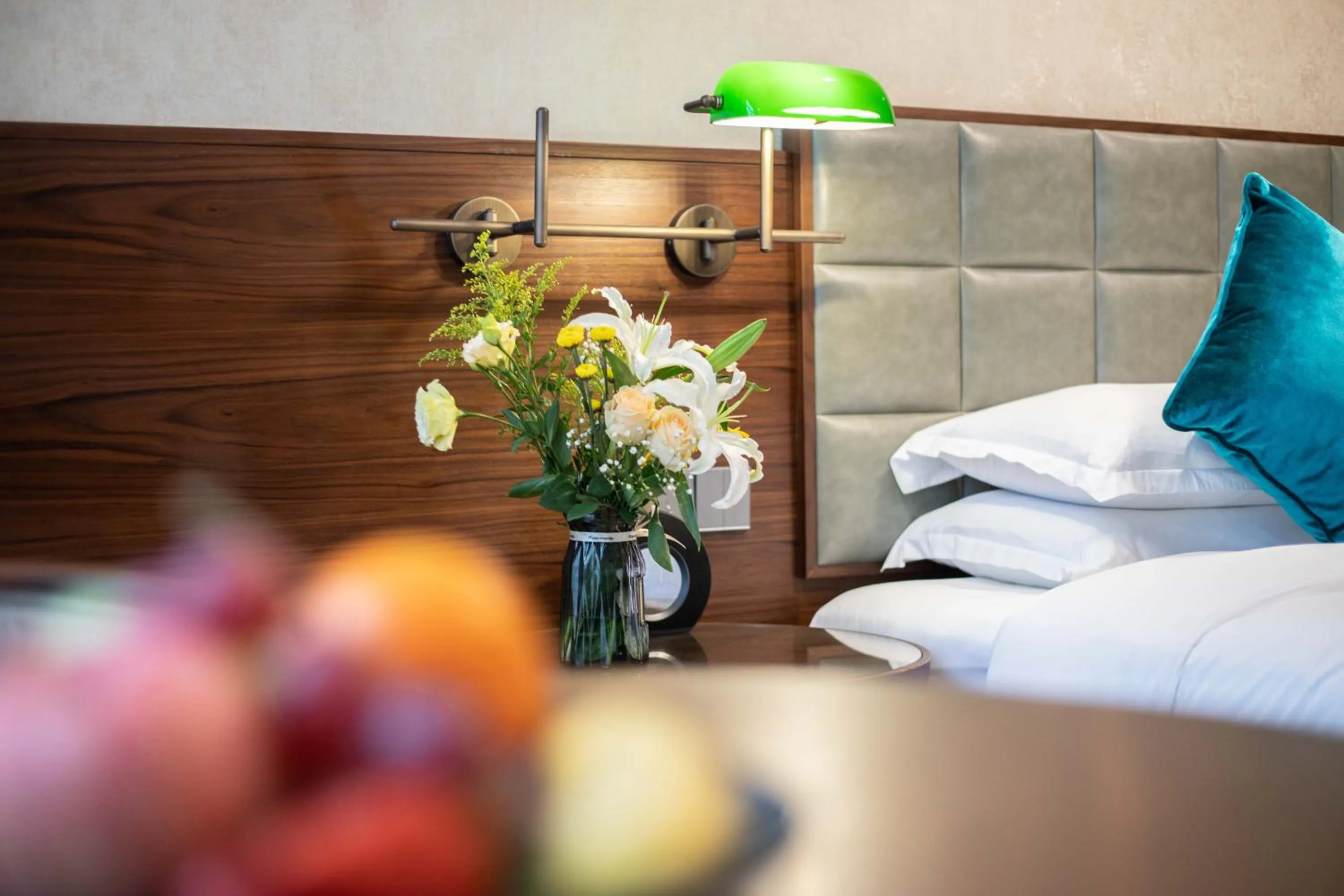 Bedroom, Bed in SSAW Garden Hotel Ningbo Xikou