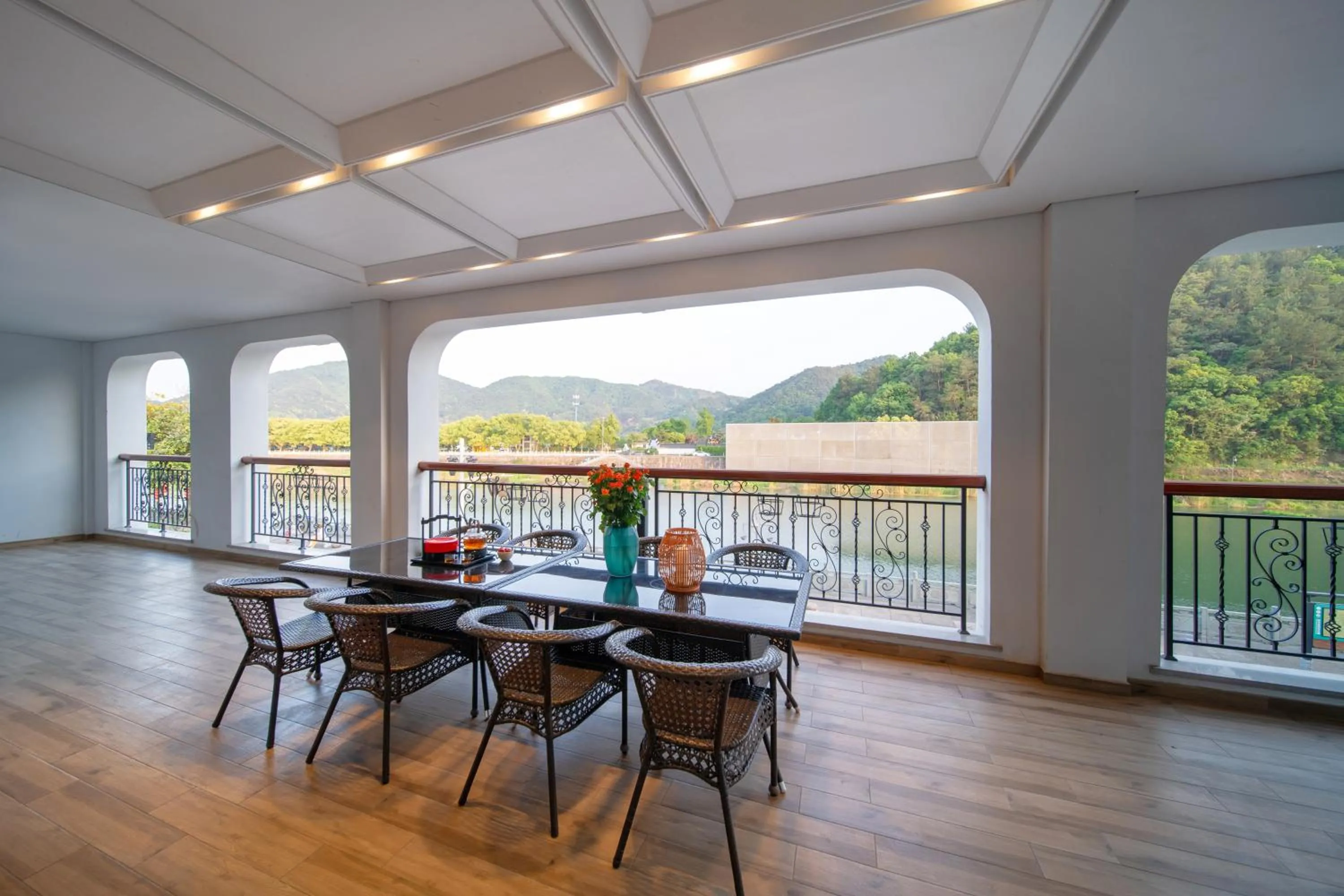 SSAW Garden Hotel Ningbo Xikou