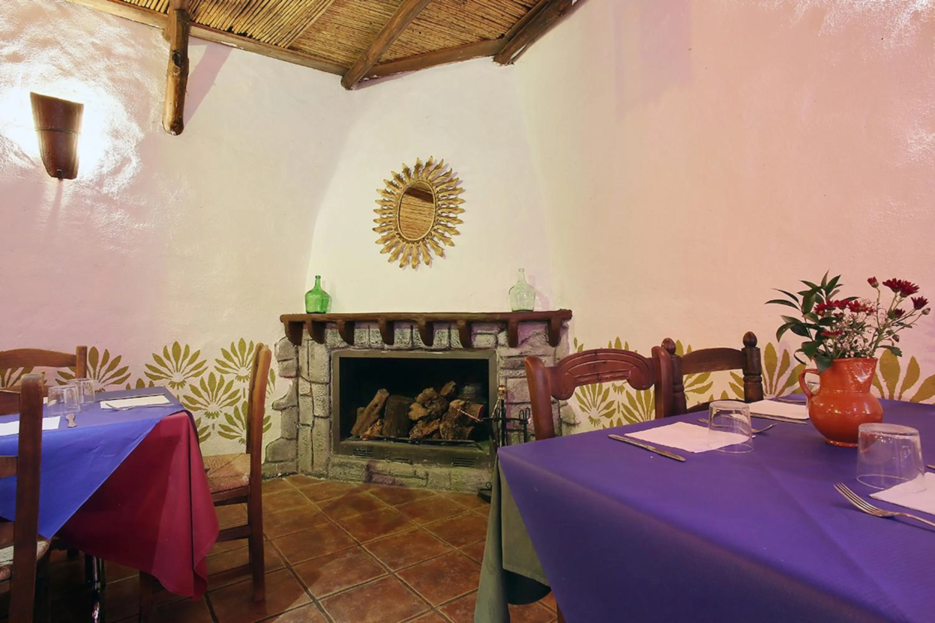 Restaurant/places to eat in Hotel Restaurante Bandolero